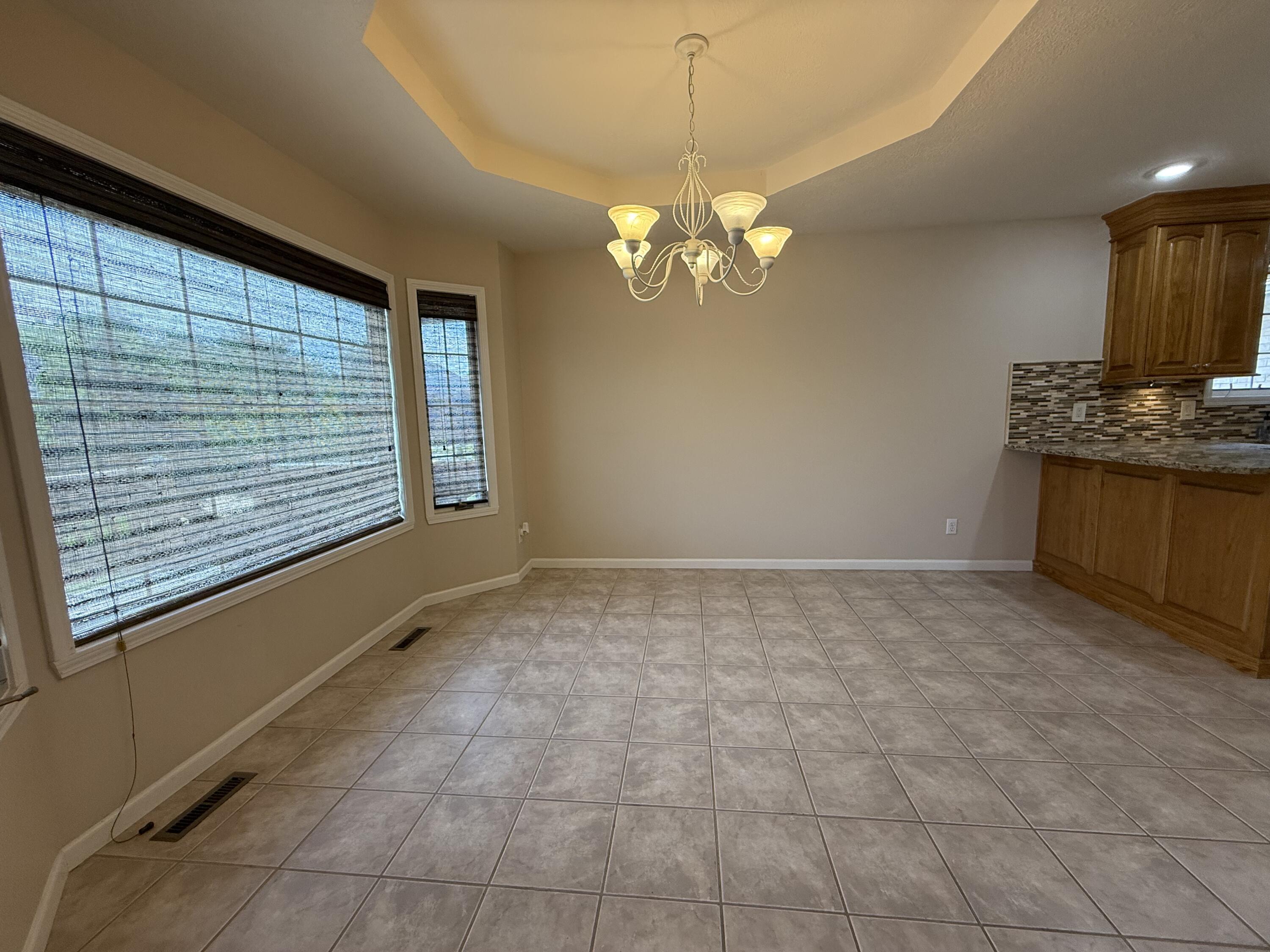 5218 South Gary Court Property Photo 8