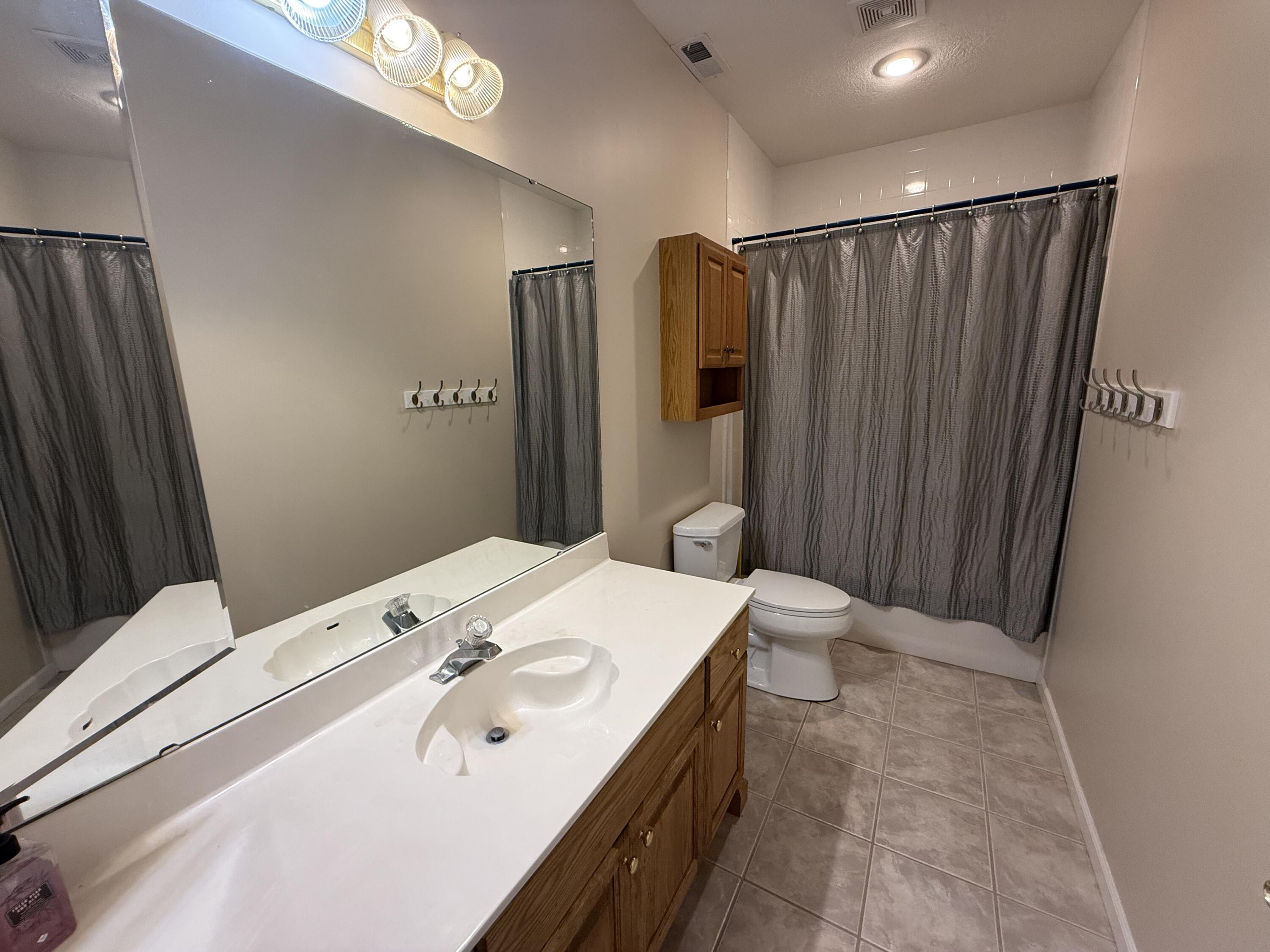 5218 South Gary Court Property Photo 18