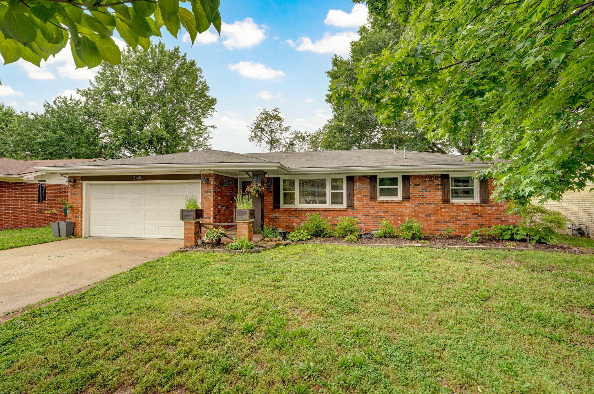 3449 North Rogers Avenue Property Photo 1