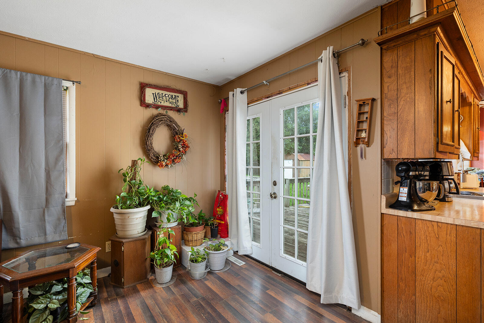 2215 East Sharon Property Photo 10