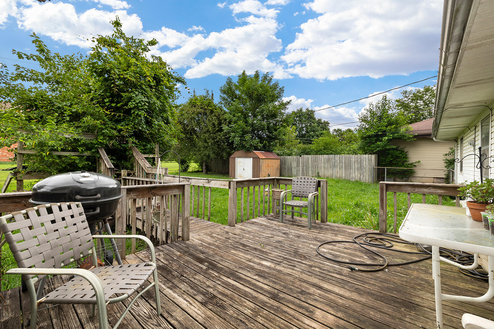 2215 East Sharon Property Photo 17