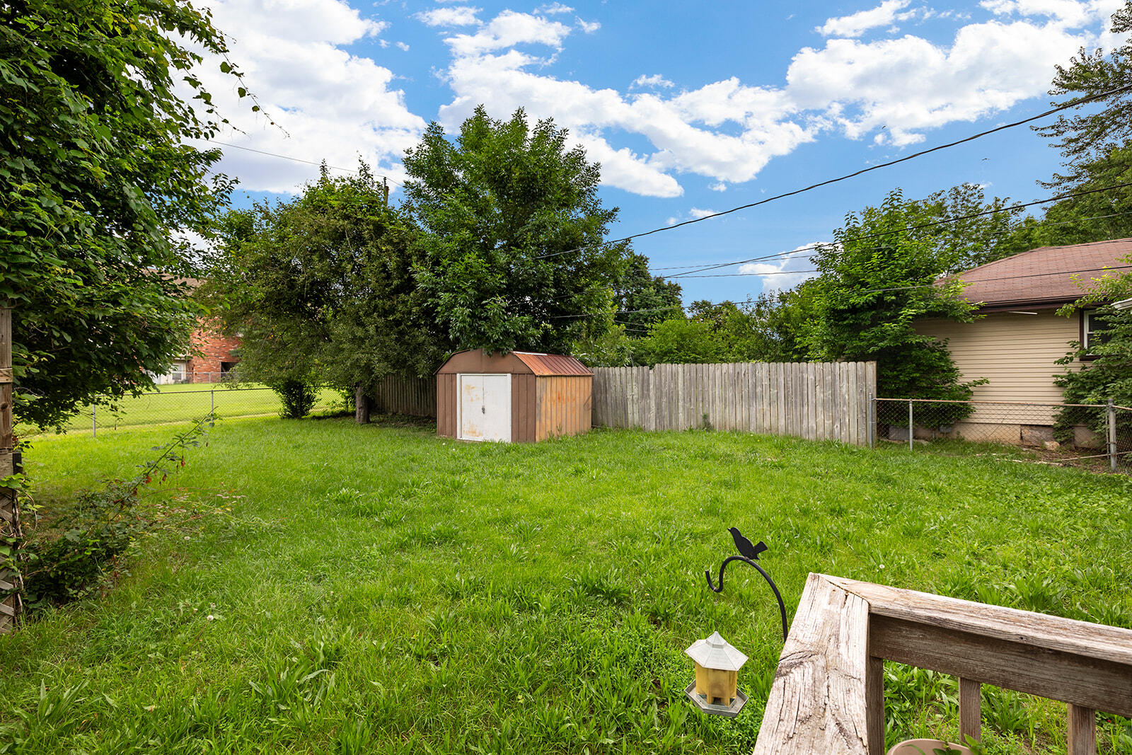 2215 East Sharon Property Photo 19