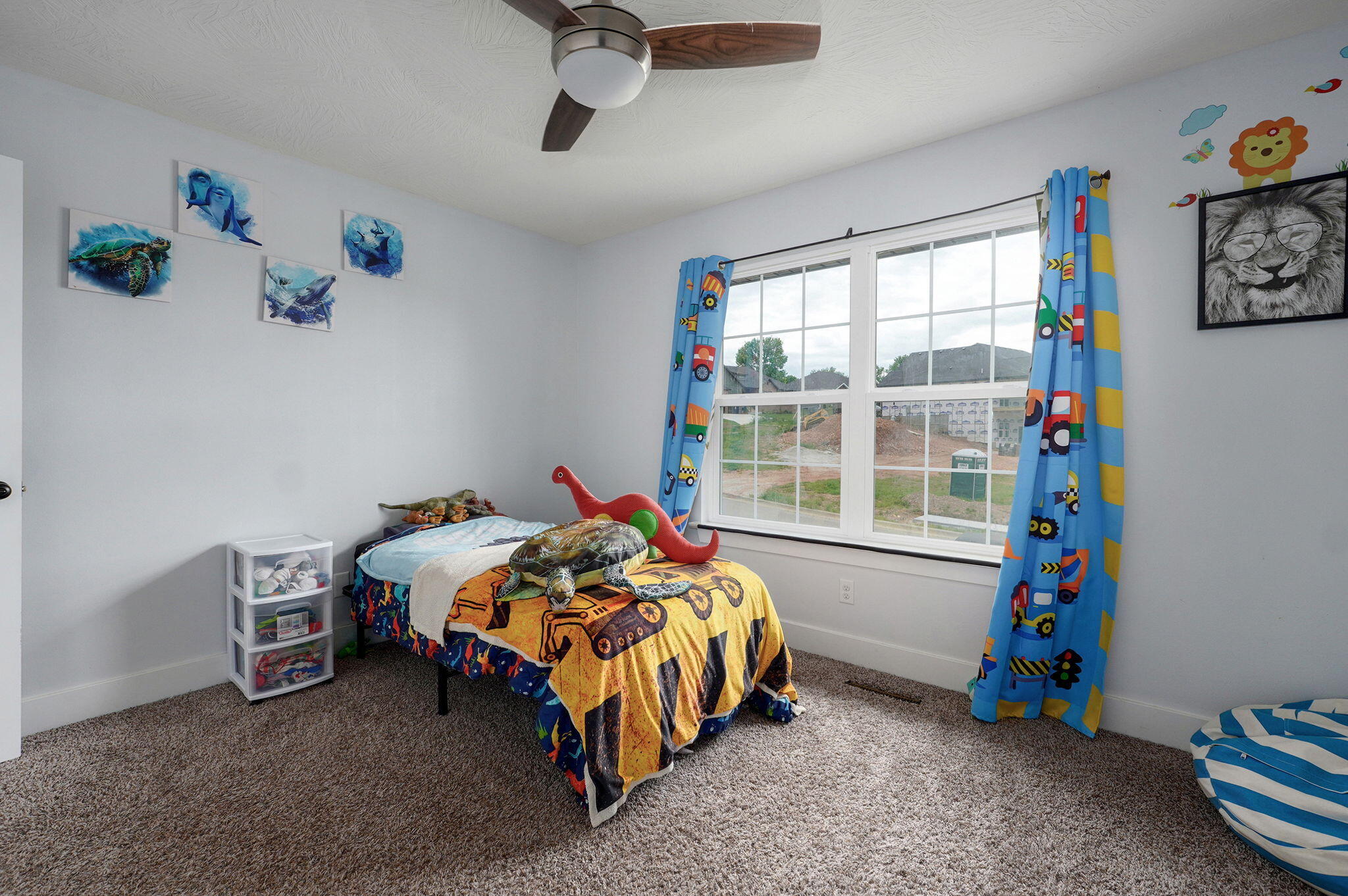 1611 East Hayloft Drive Property Photo 18