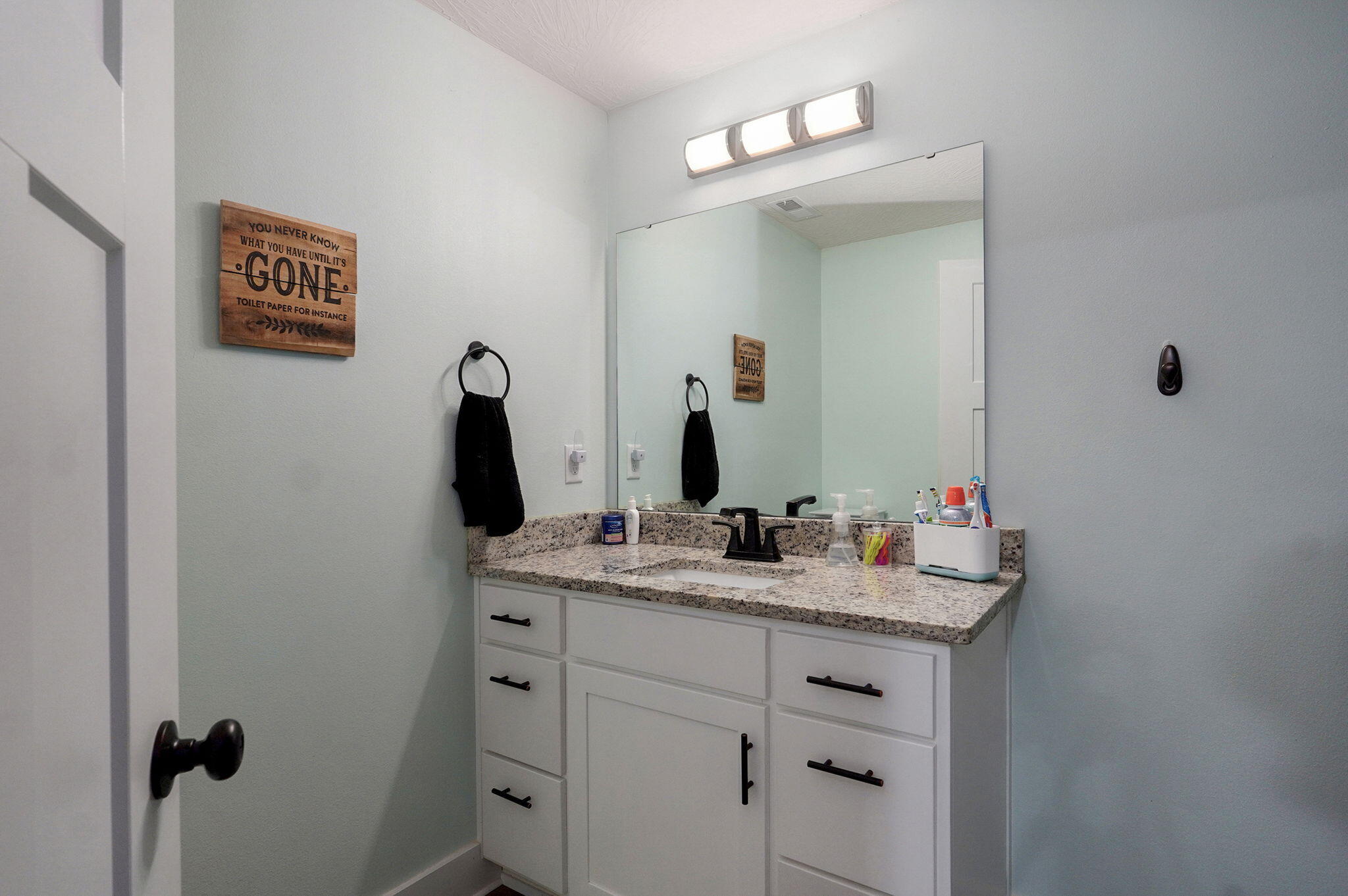 1611 East Hayloft Drive Property Photo 26