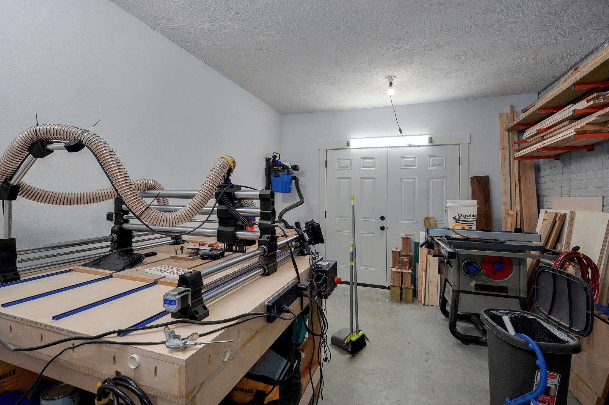 1611 East Hayloft Drive Property Photo 36