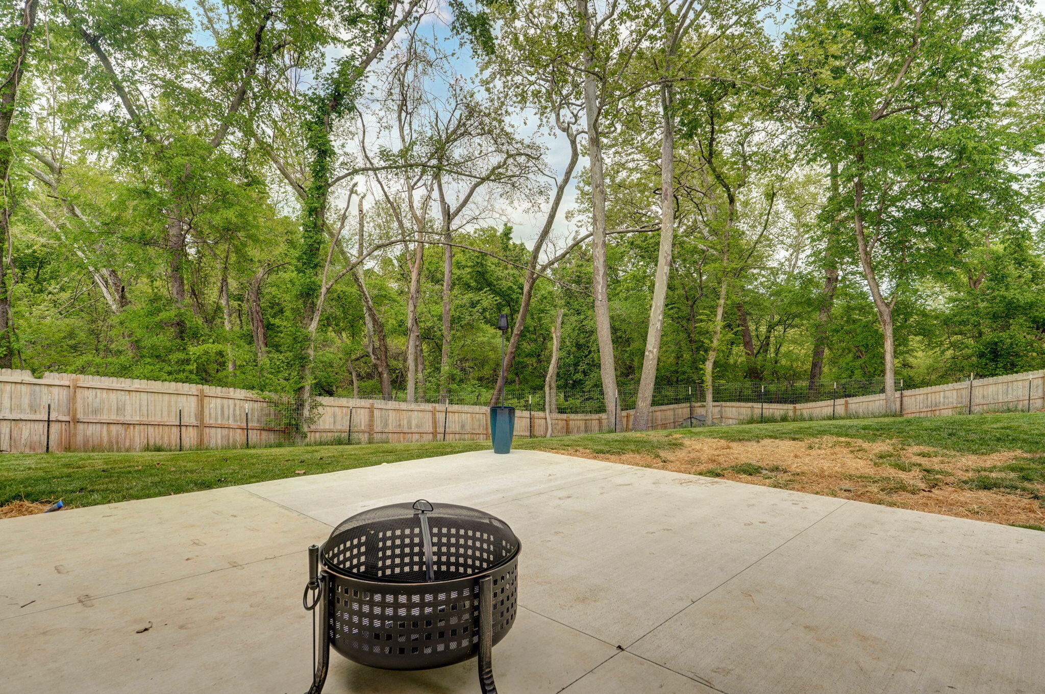 1611 East Hayloft Drive Property Photo 41