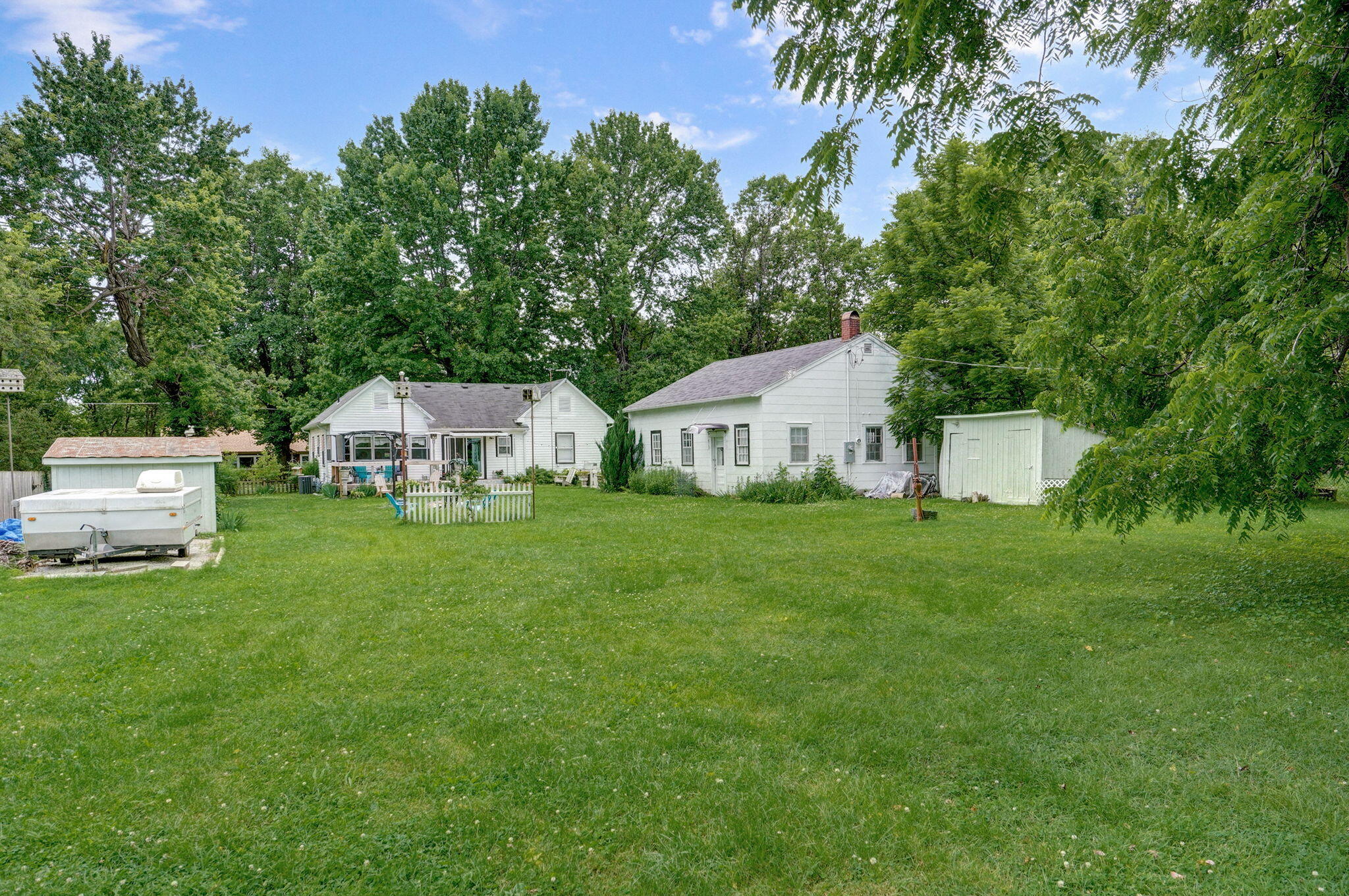 223 East Mill Street Property Photo 31