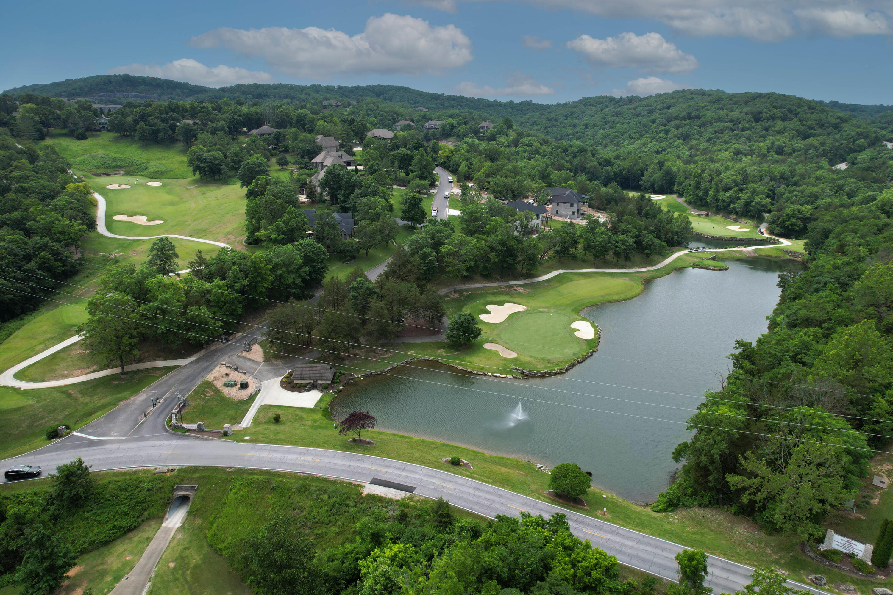 112 Silver Oak Way Property Photo 3