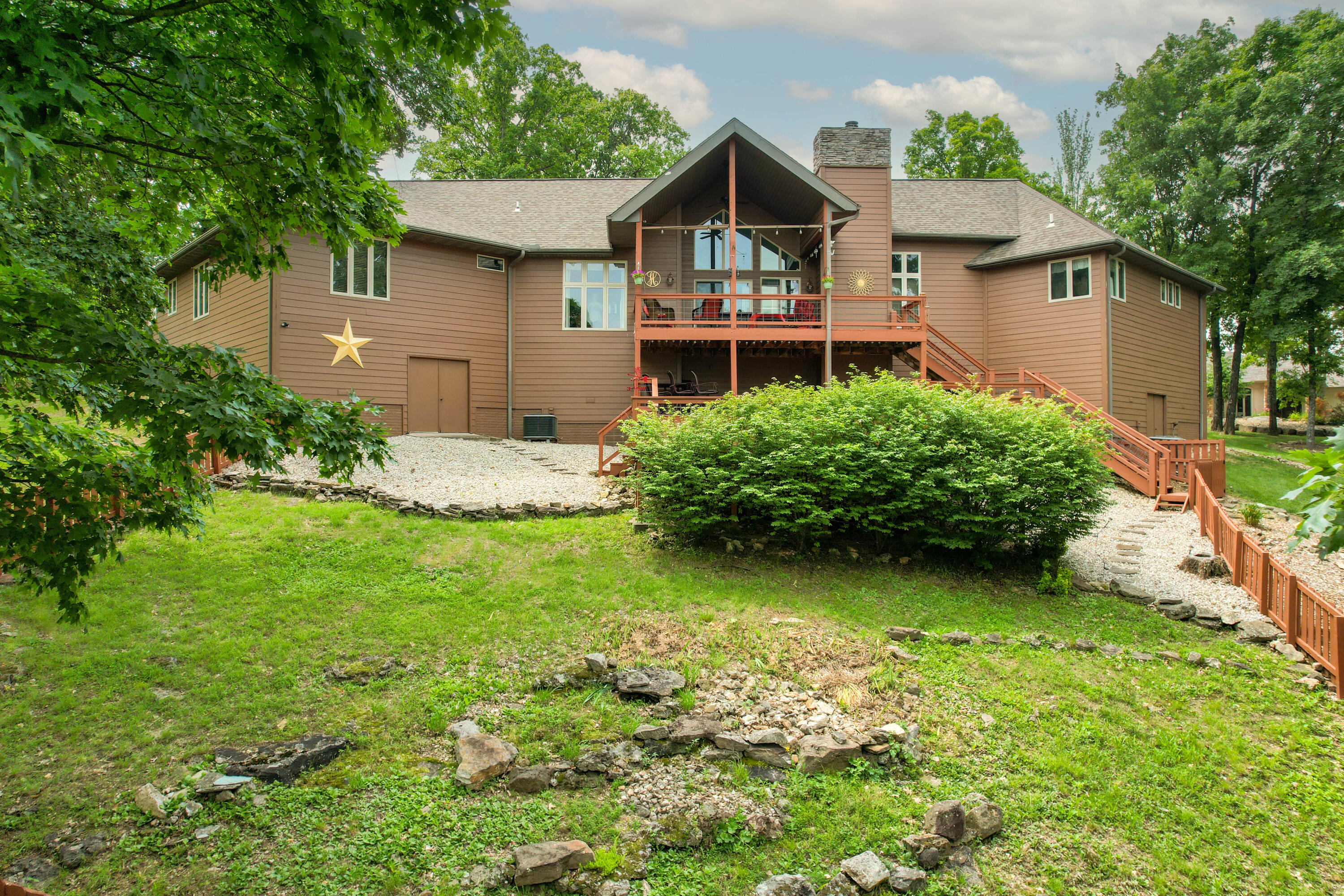 112 Silver Oak Way Property Photo 8