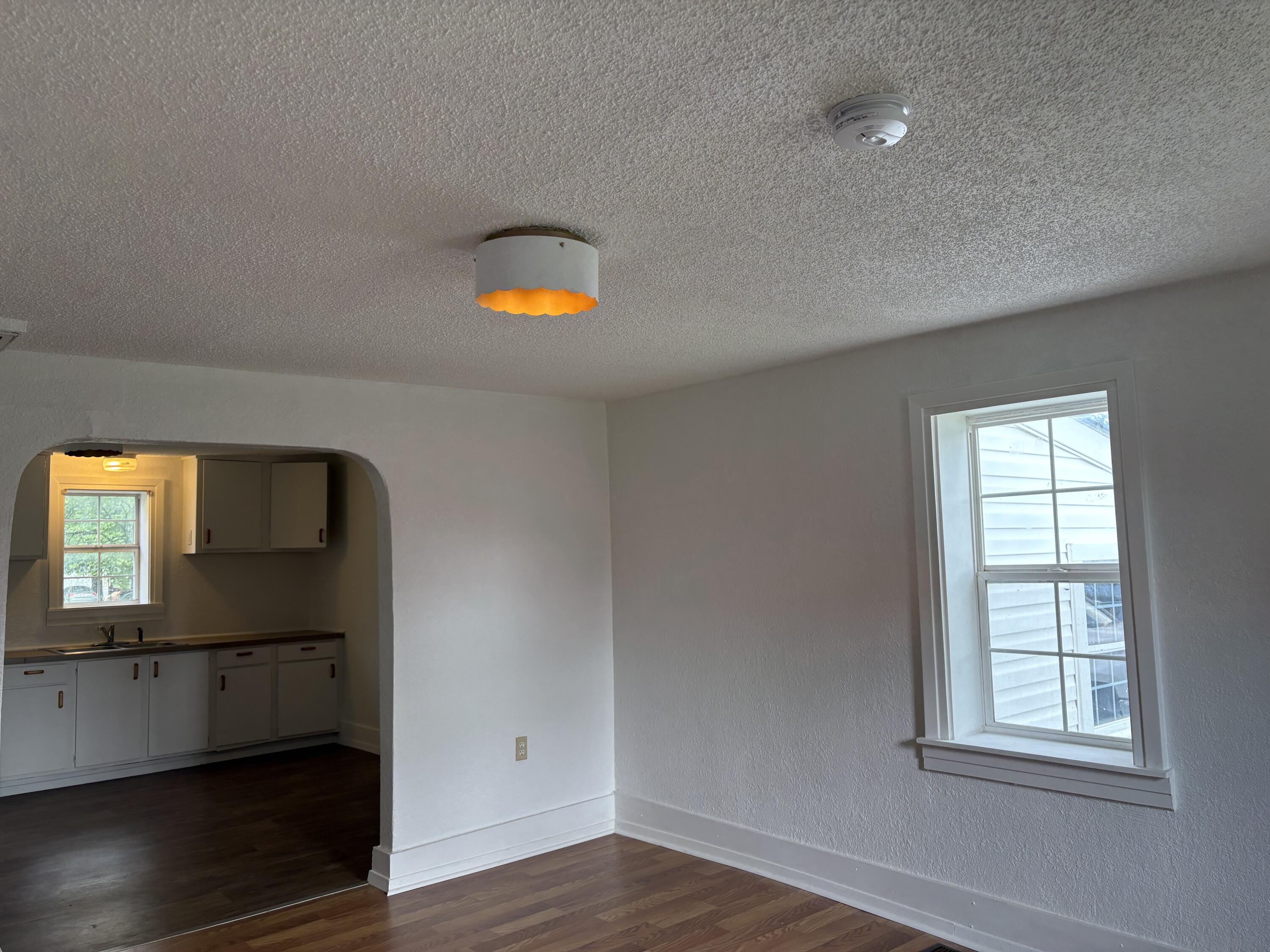 1003 Truman Property Photo 4