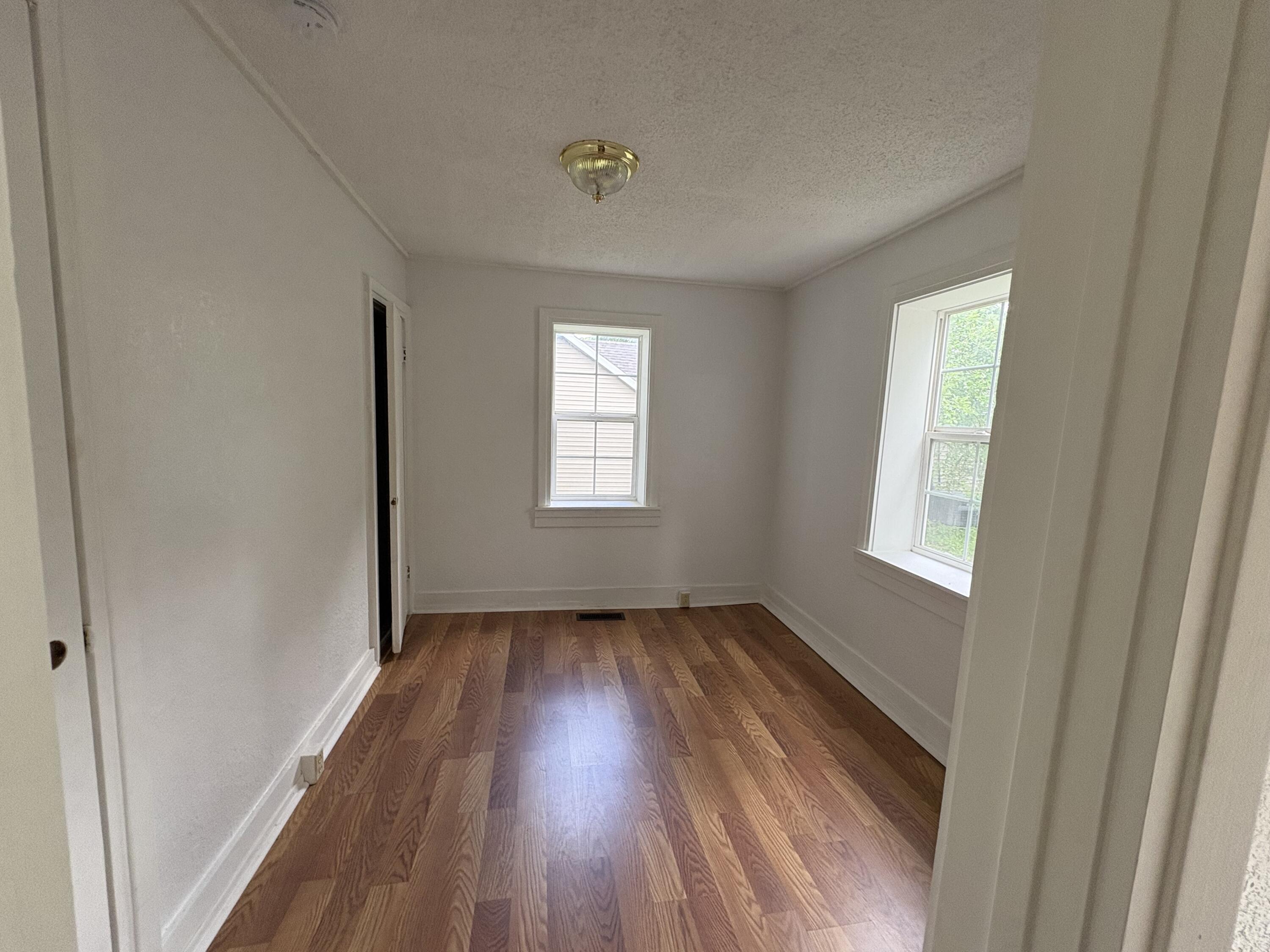 1003 Truman Property Photo 9