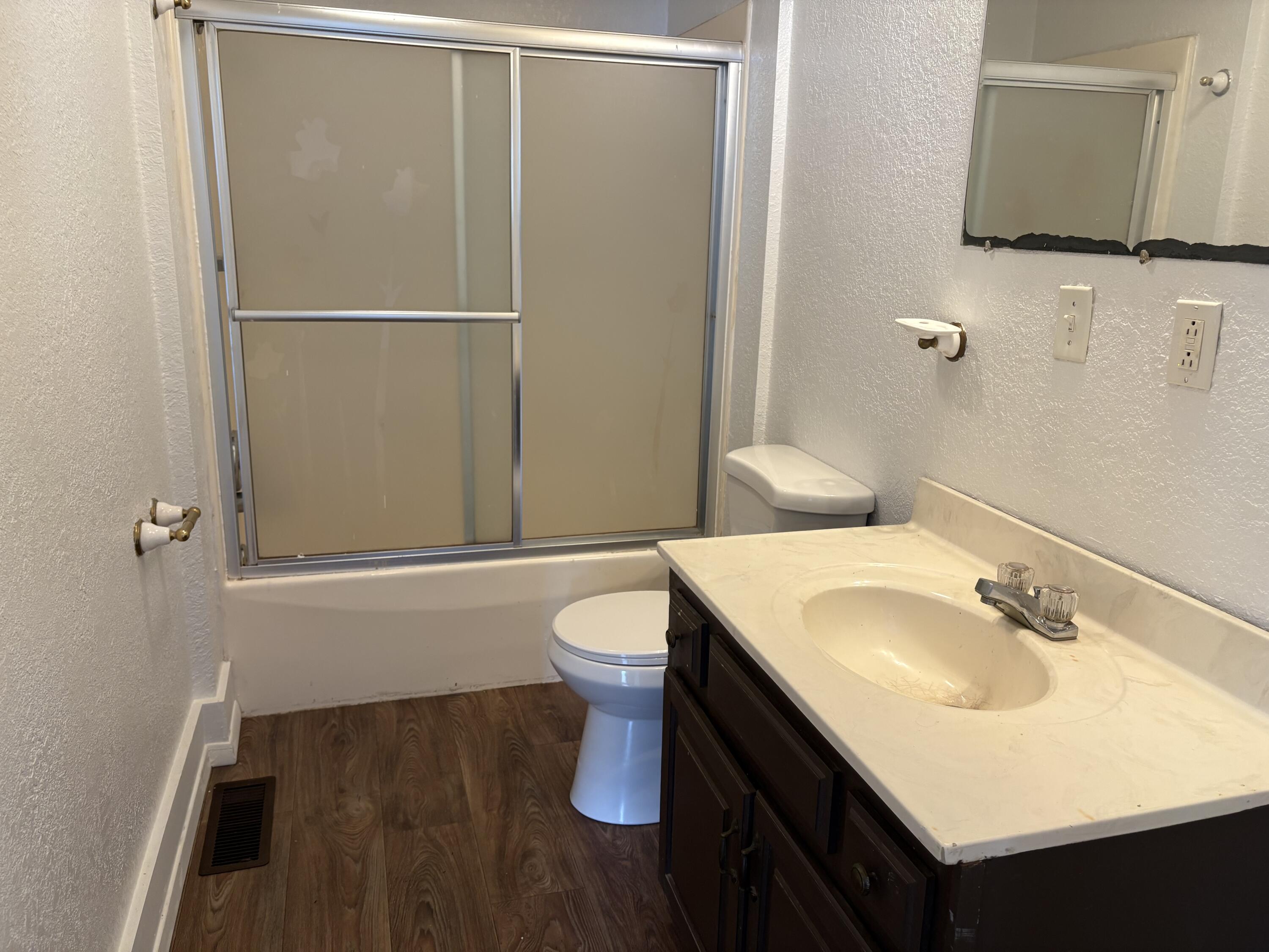 1003 Truman Property Photo 15