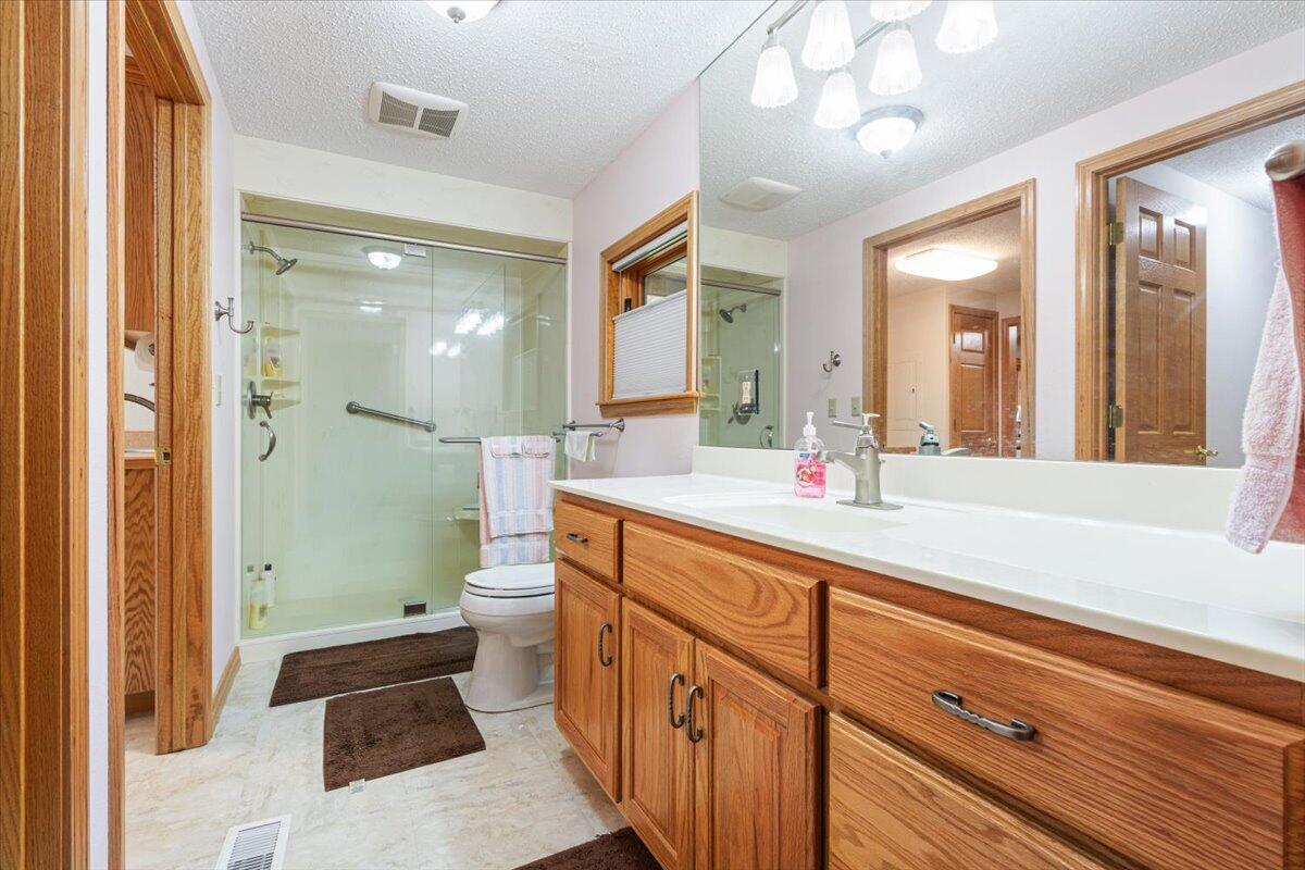 112 Riverview Drive Property Photo 6