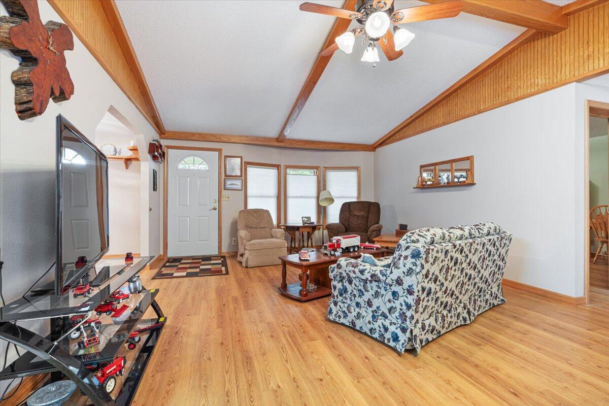 112 Riverview Drive Property Photo 21