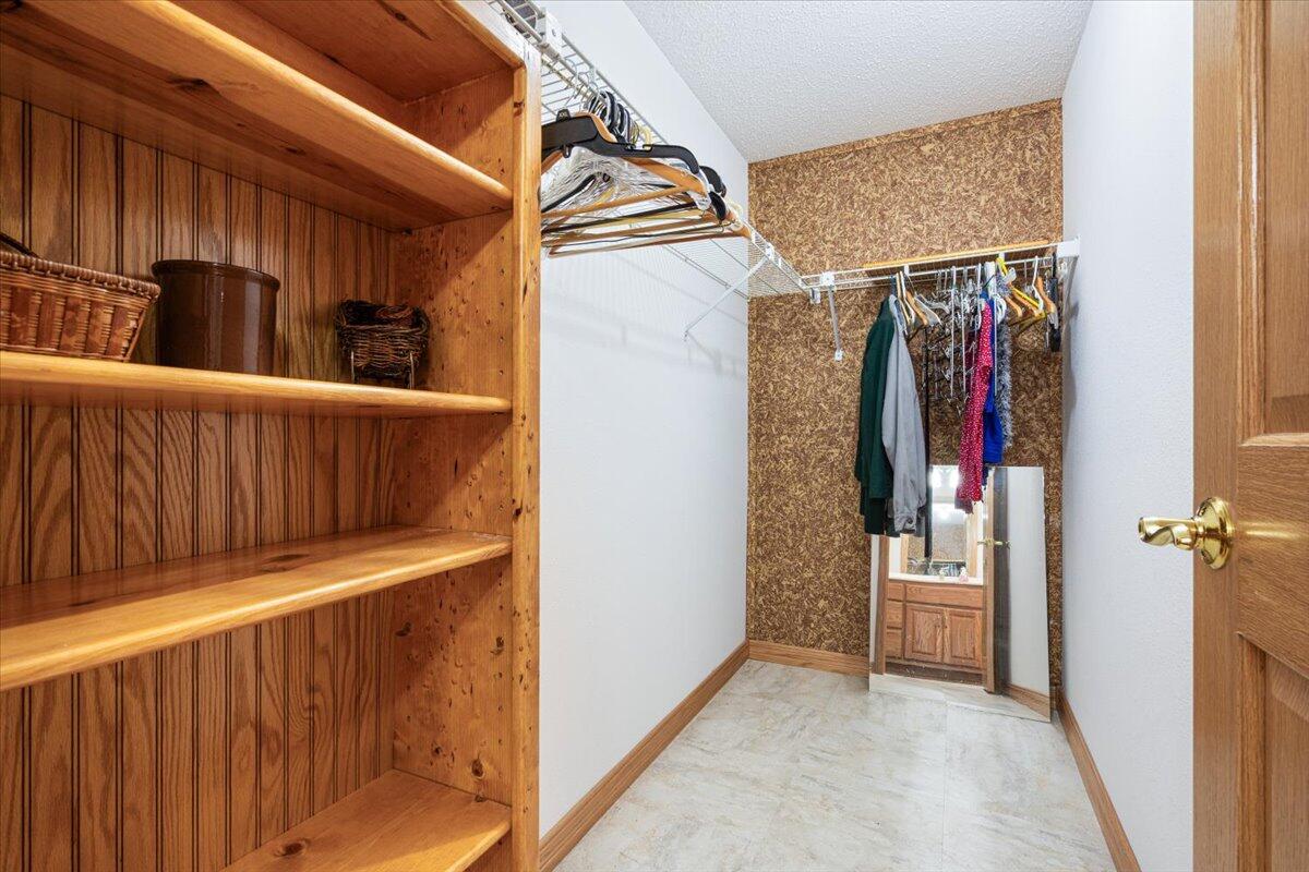 112 Riverview Drive Property Photo 33