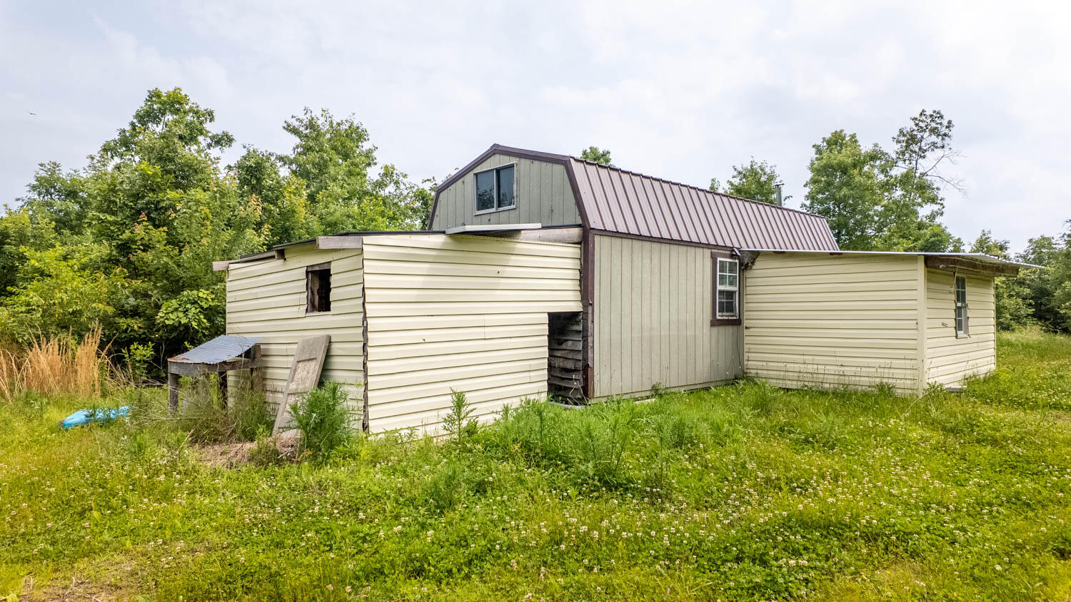 10315 Stella Way Property Photo 9