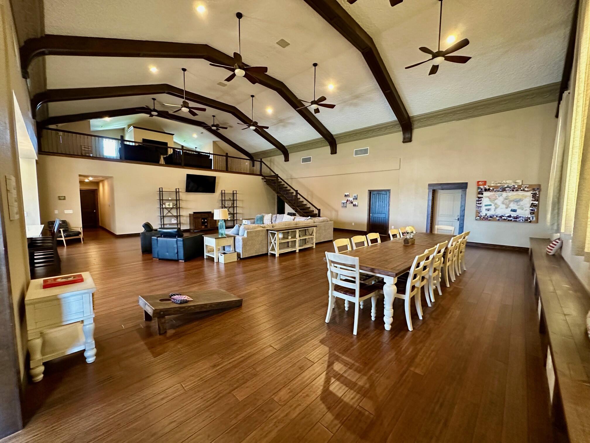 201 East Church Street Property Photo 6