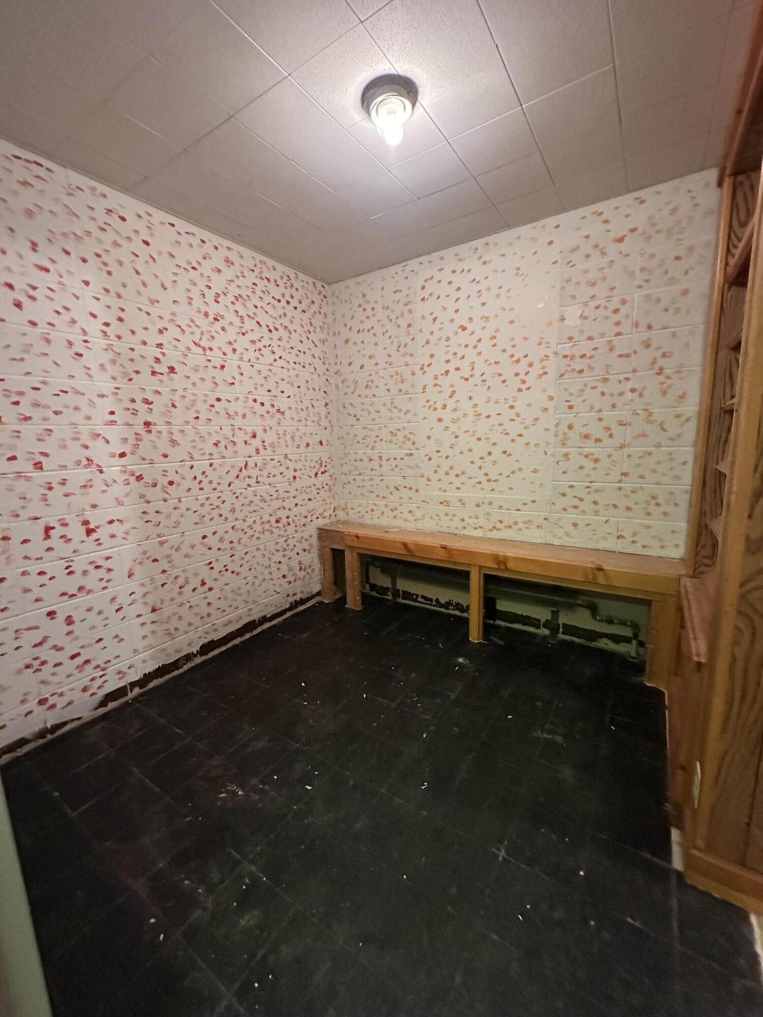 201 East Church Street Property Photo 18