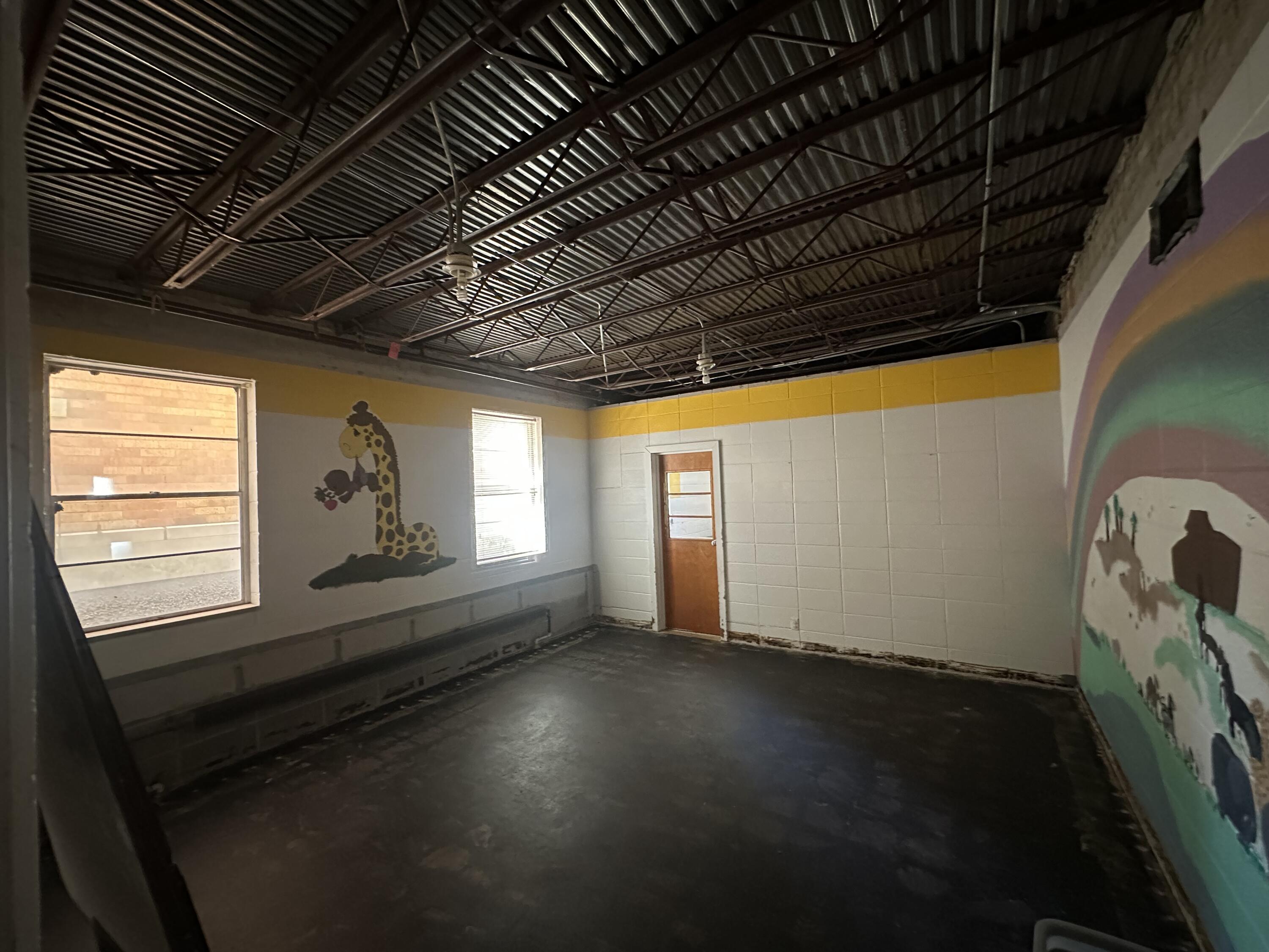 201 East Church Street Property Photo 26