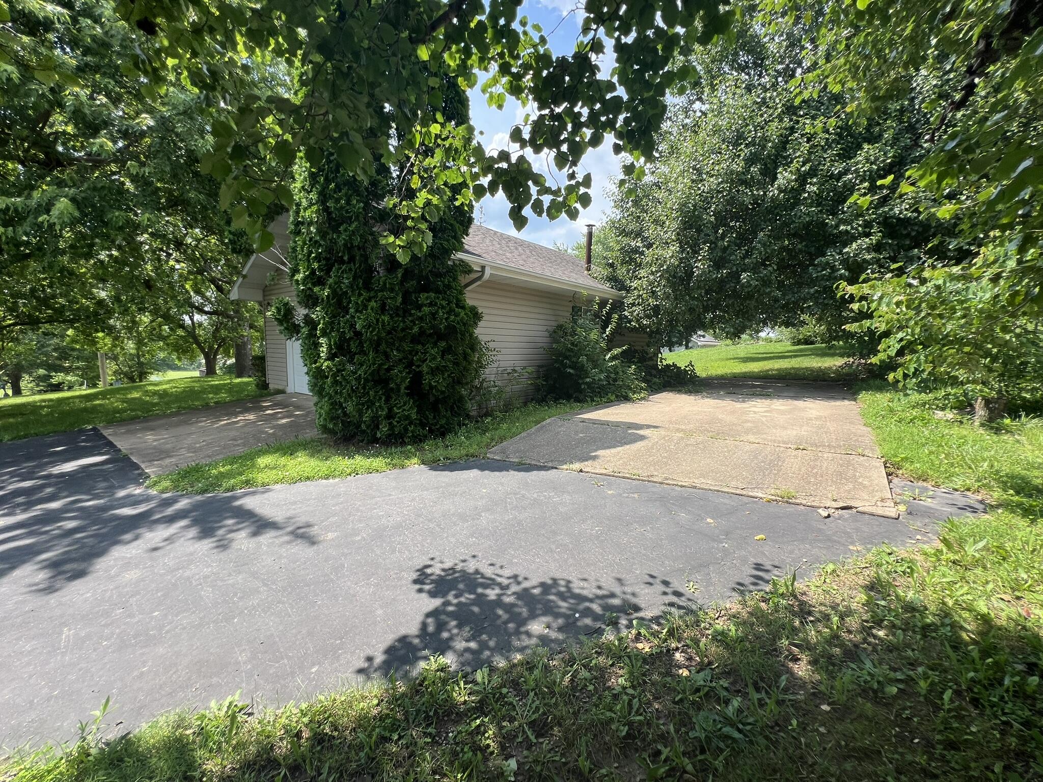 1014 Sassafras Street Property Photo 46
