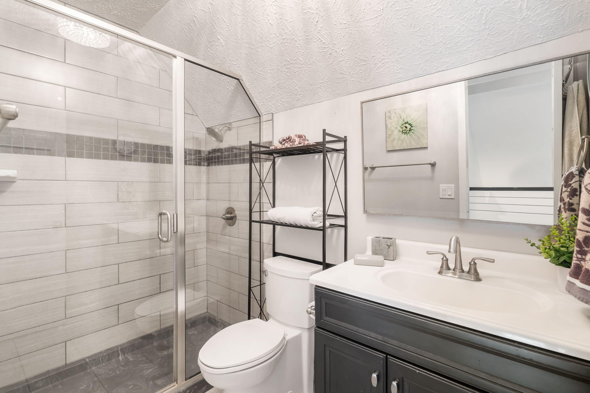 3115 East Lark Street Property Photo 29