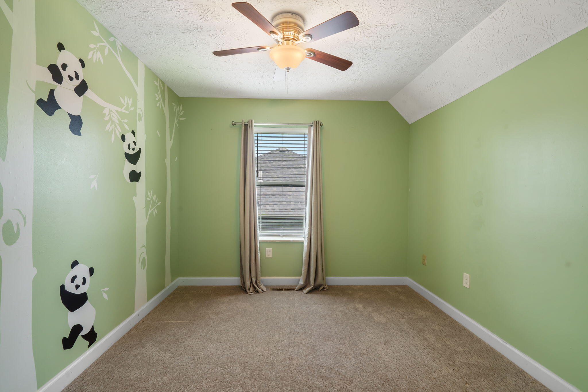 3115 East Lark Street Property Photo 30