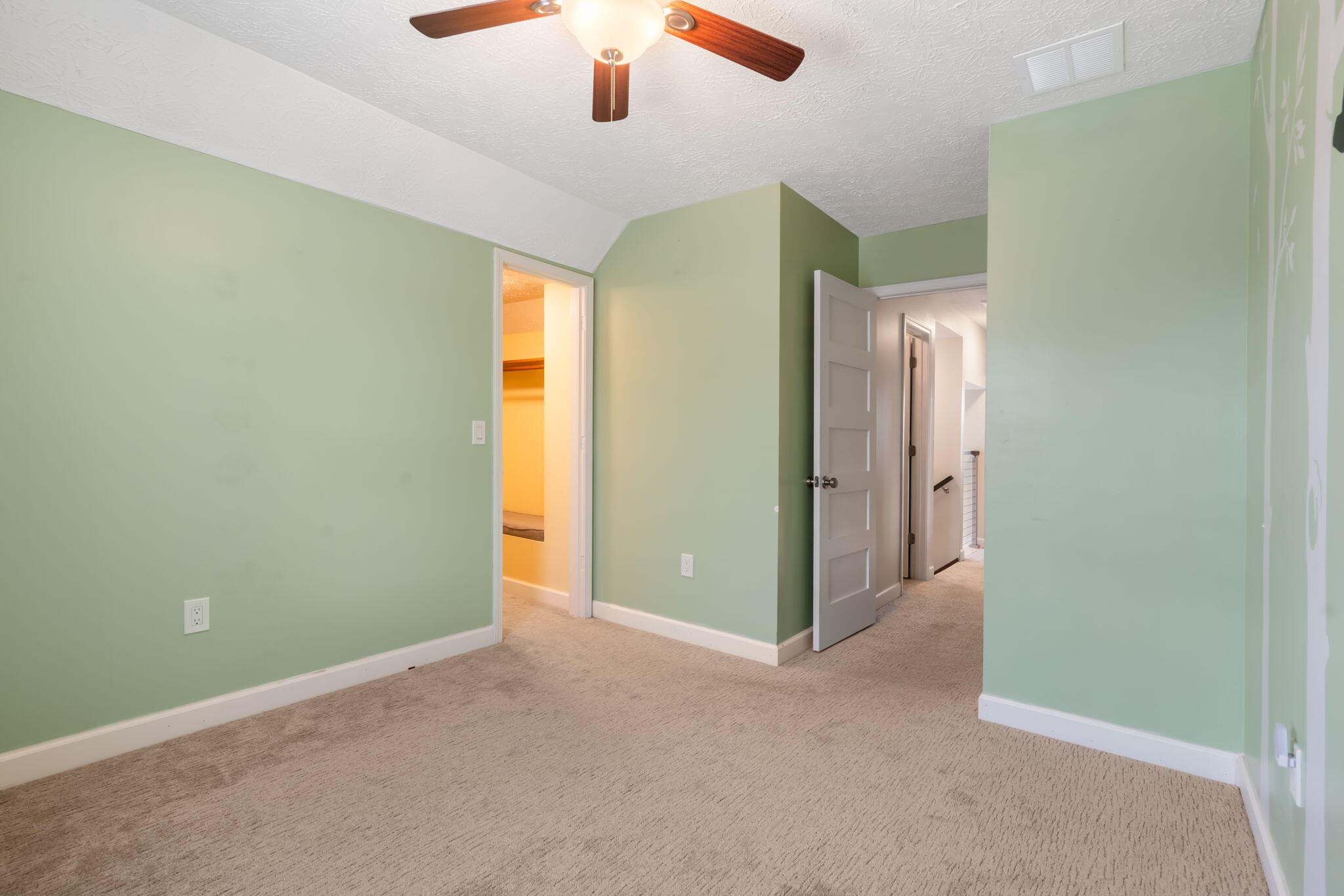 3115 East Lark Street Property Photo 31