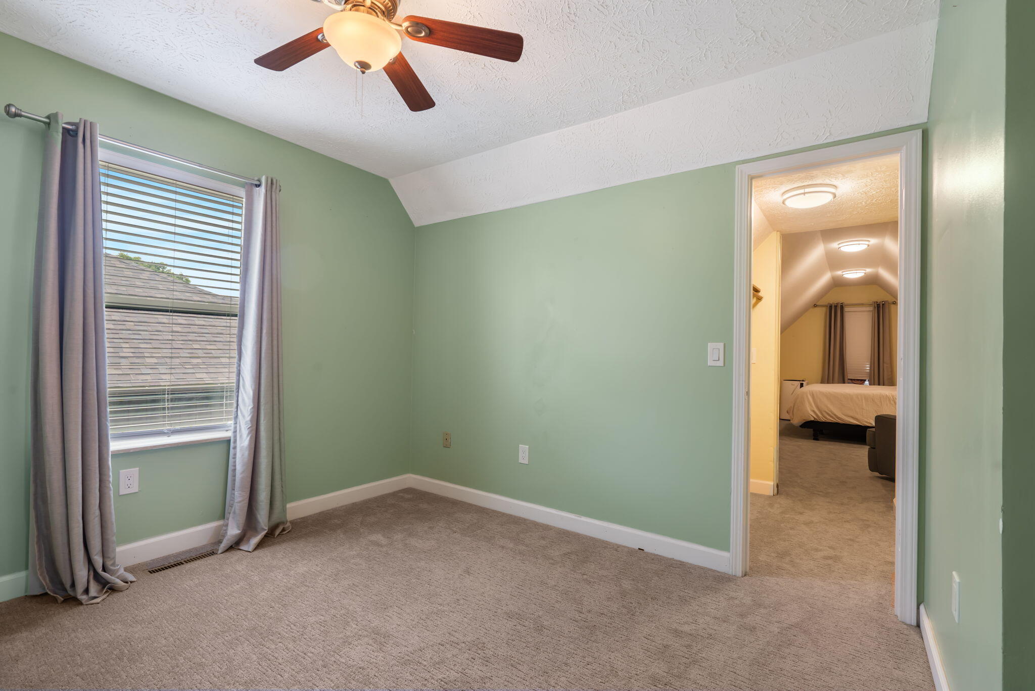 3115 East Lark Street Property Photo 32