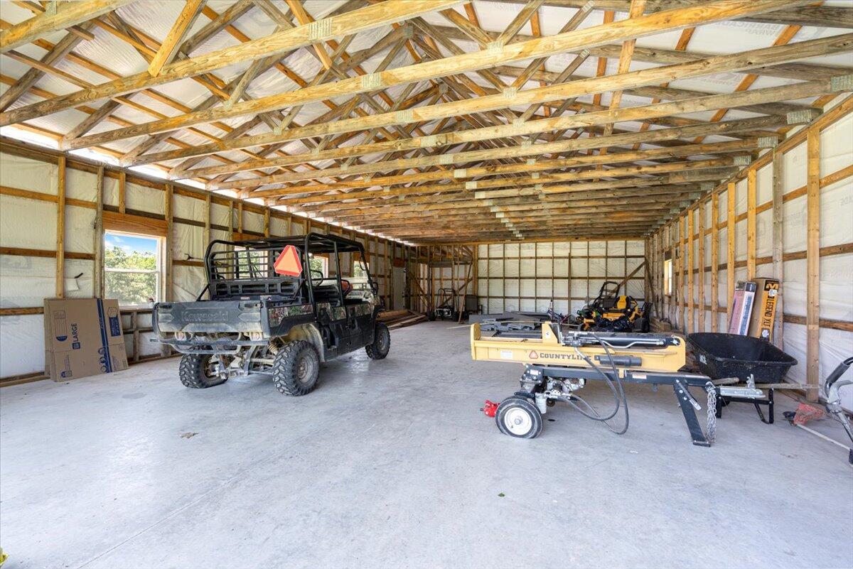 2042 Greasy Creek Lane Property Photo 29