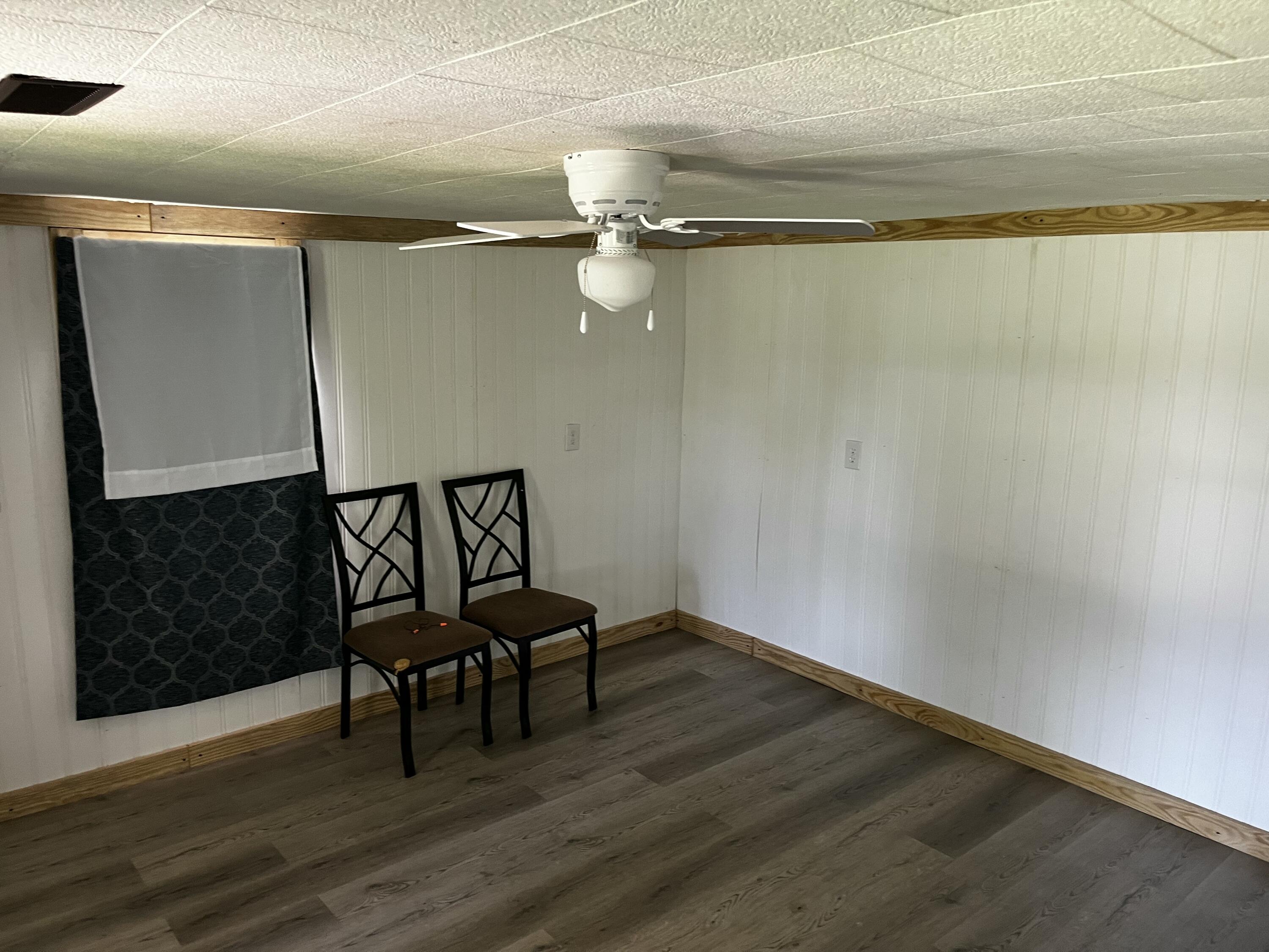 1102 Ivey Street Property Photo 3