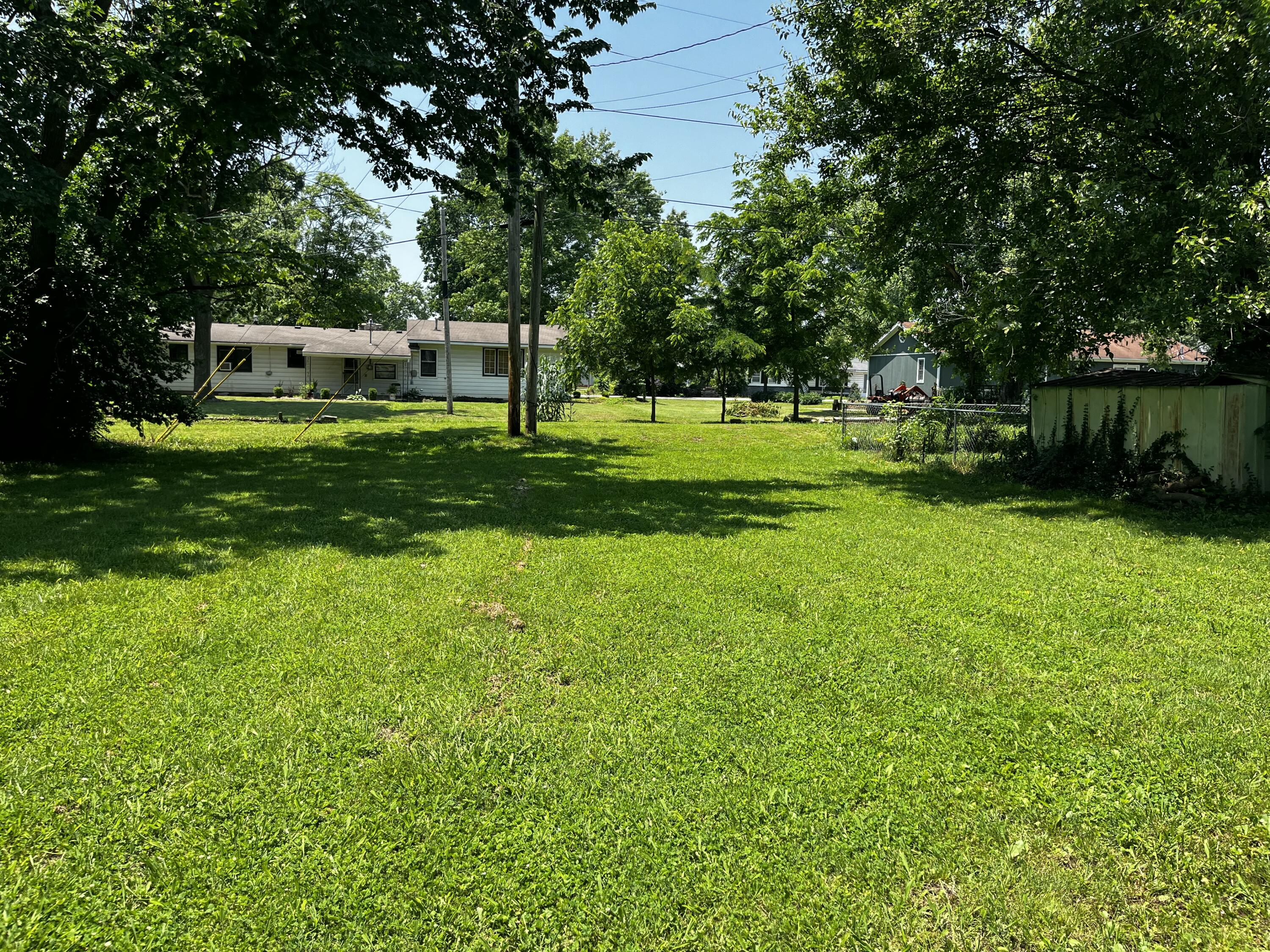 1102 Ivey Street Property Photo 11