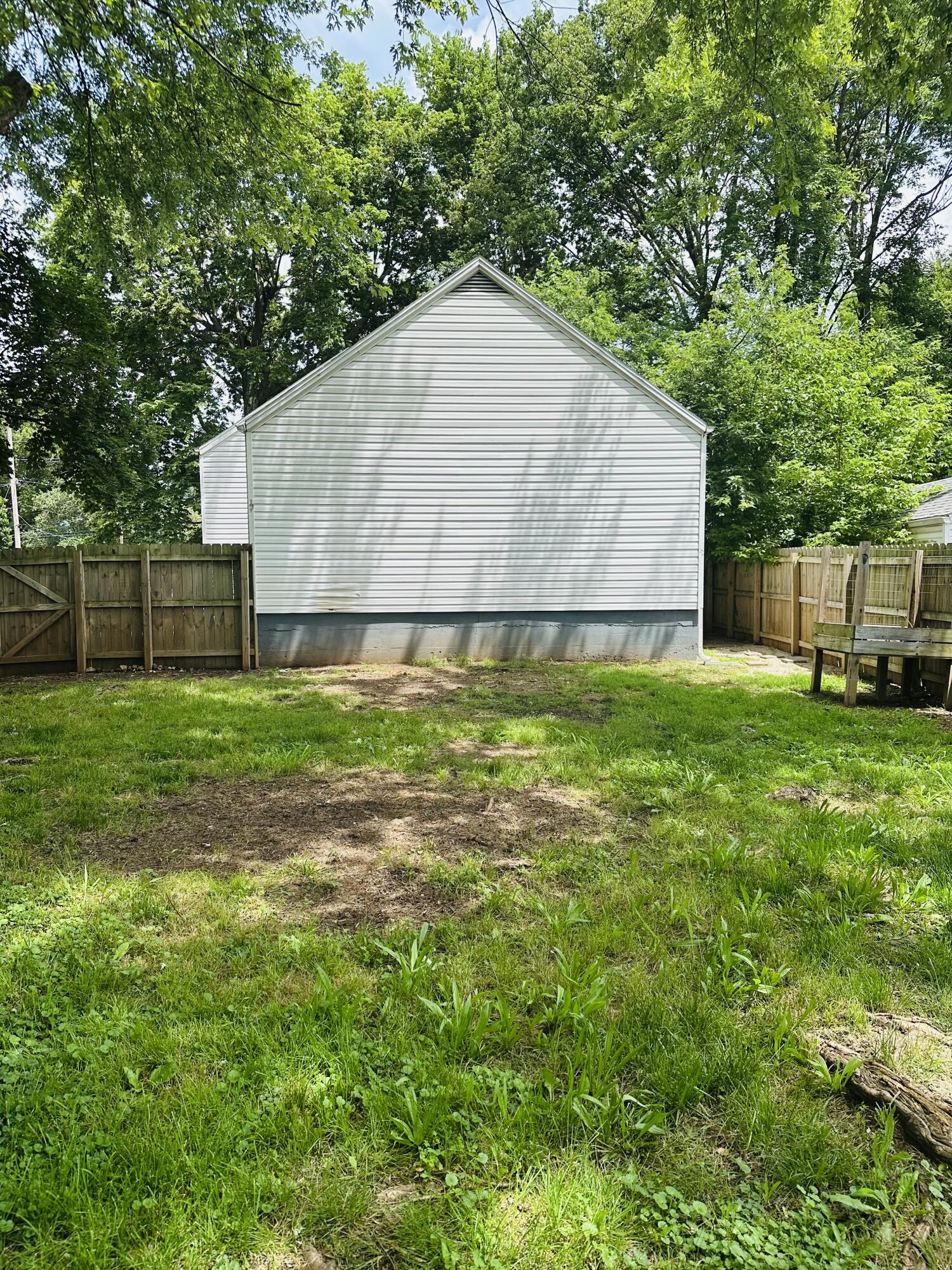 652 West Hovey Street Property Photo 39