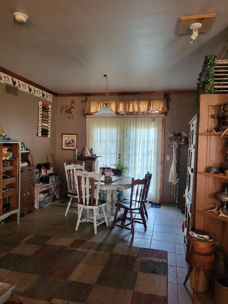 20576 Highway 60 Property Photo 31