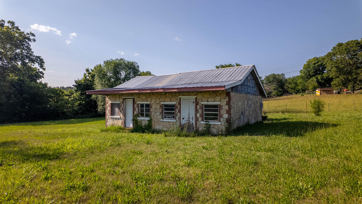 2516 Us Highway 63 Property Photo 13