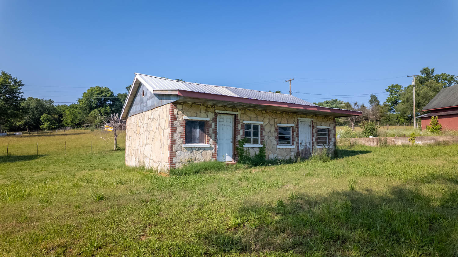 2516 Us Highway 63 Property Photo 15