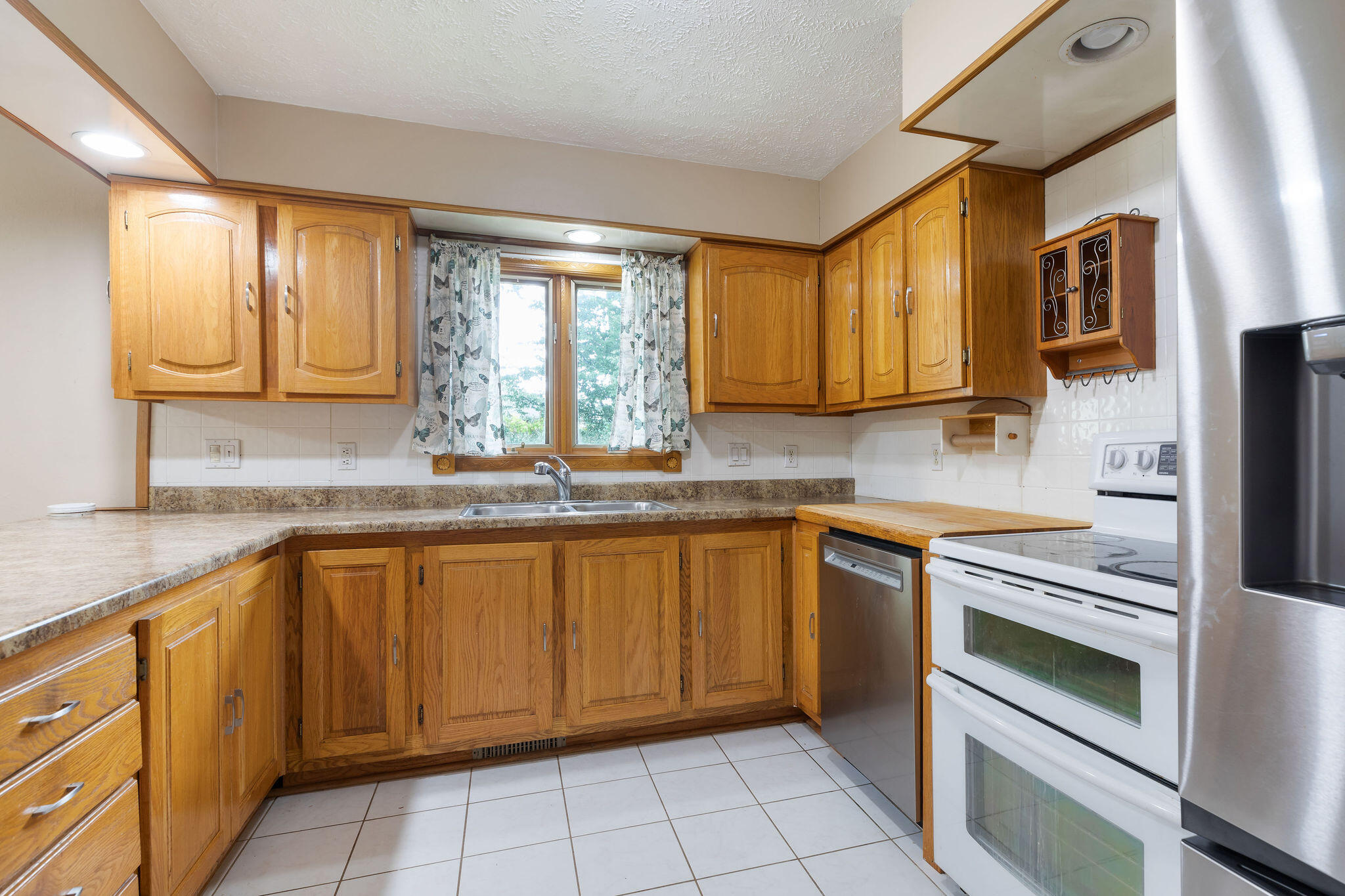 3047 South Ferguson Avenue Property Photo 8
