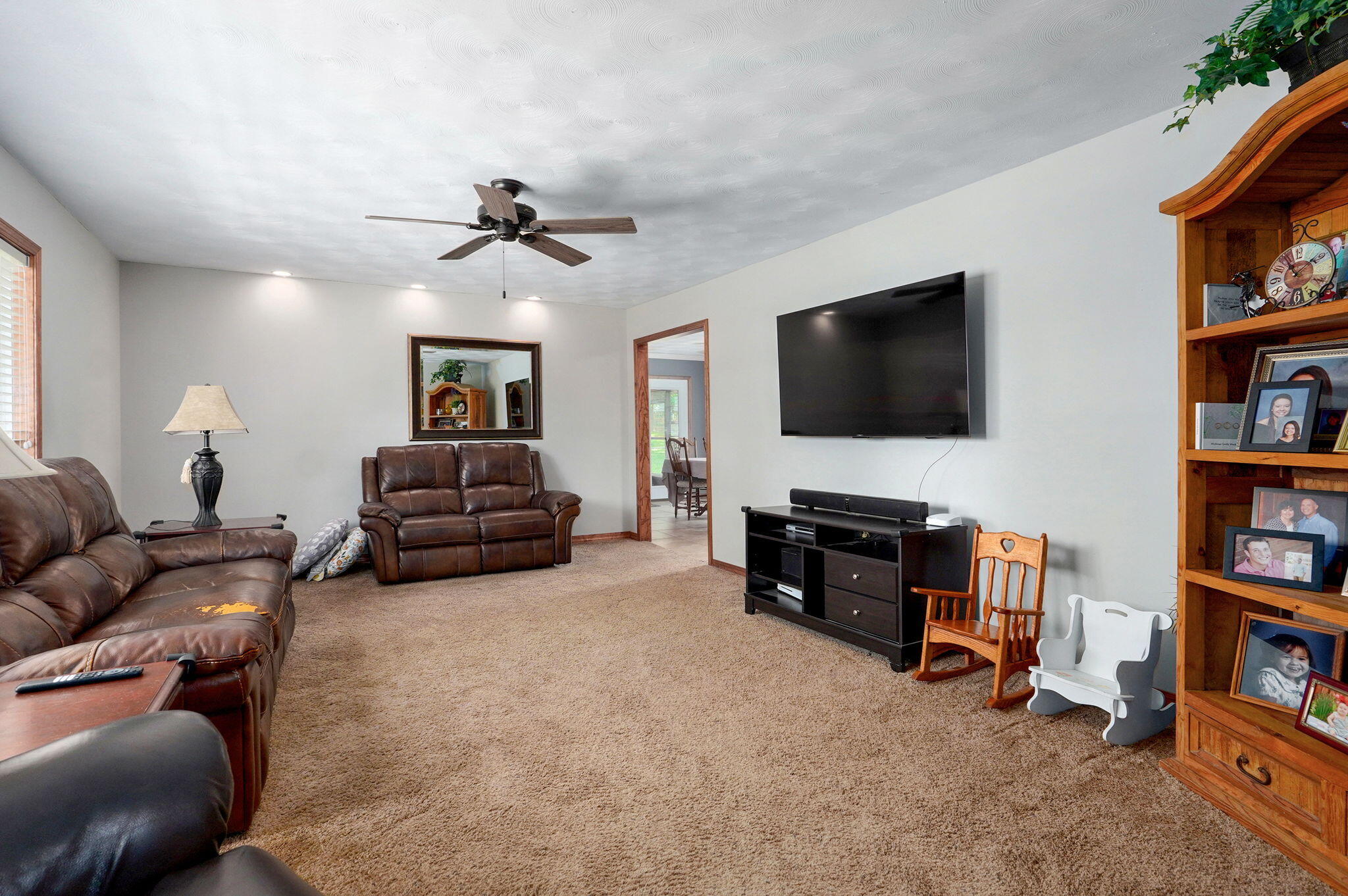 3112 East Lomita Street Property Photo 6