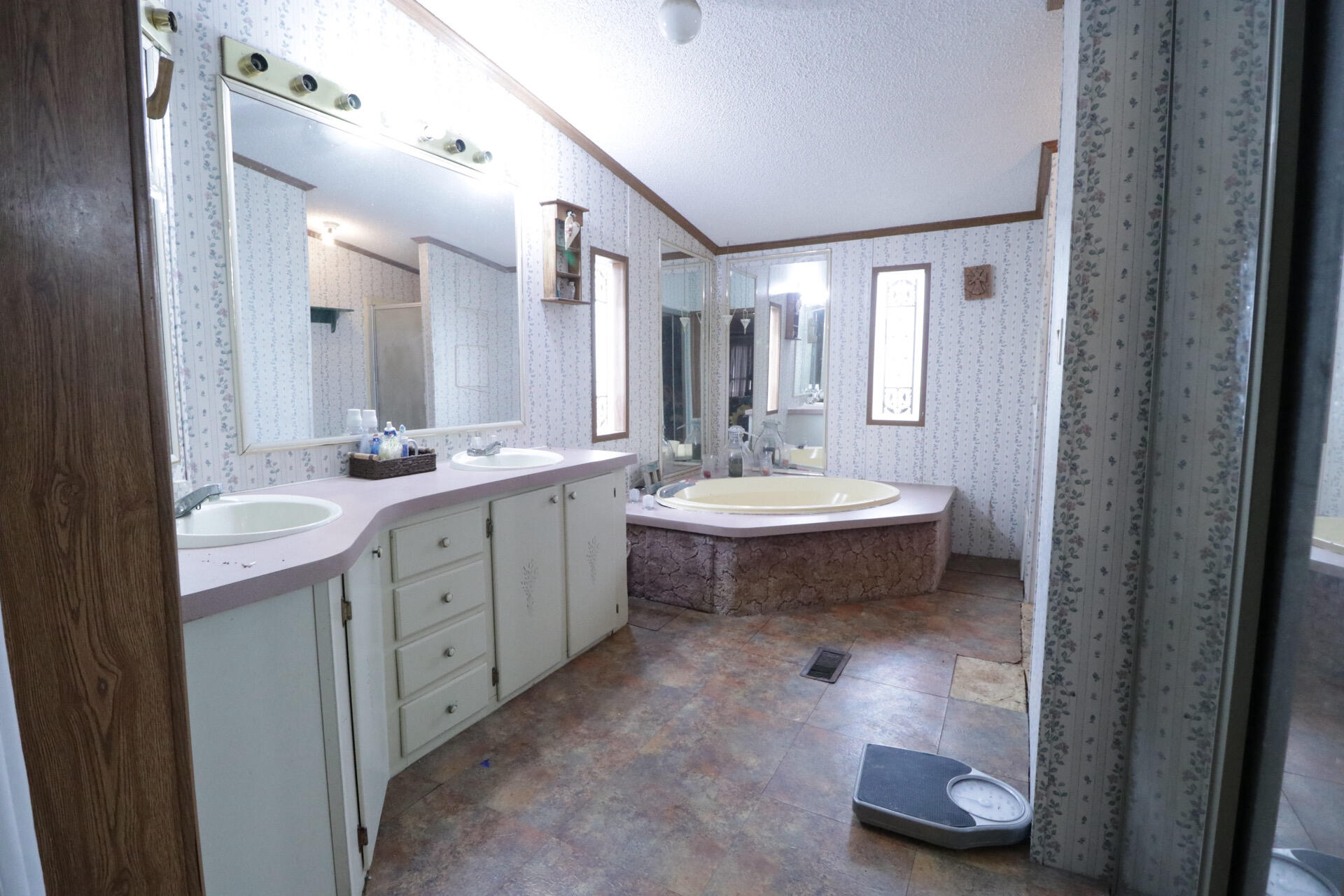 538 Mill Hollow Road Property Photo 24