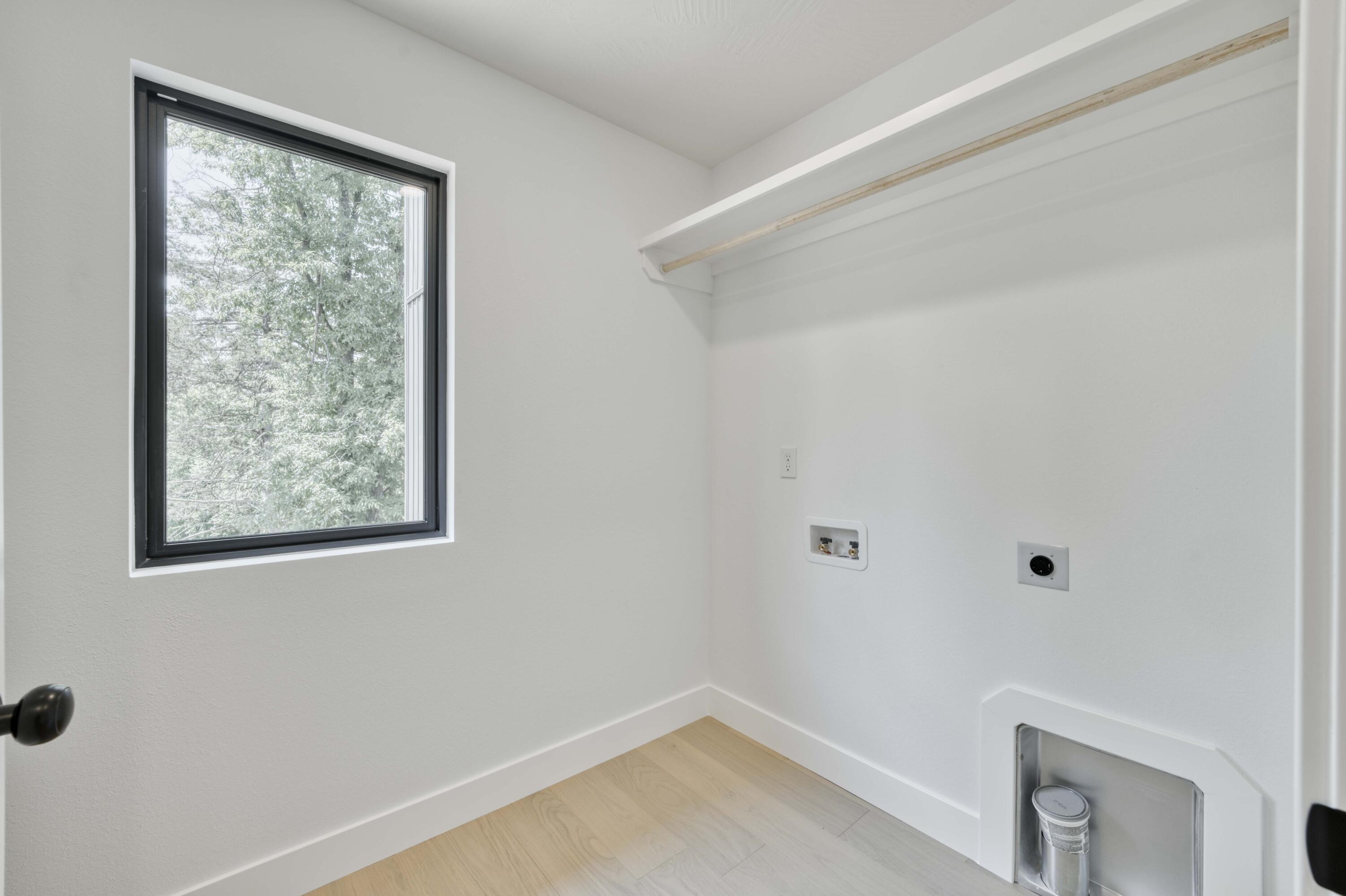 1512 West Parkview Street Property Photo 16