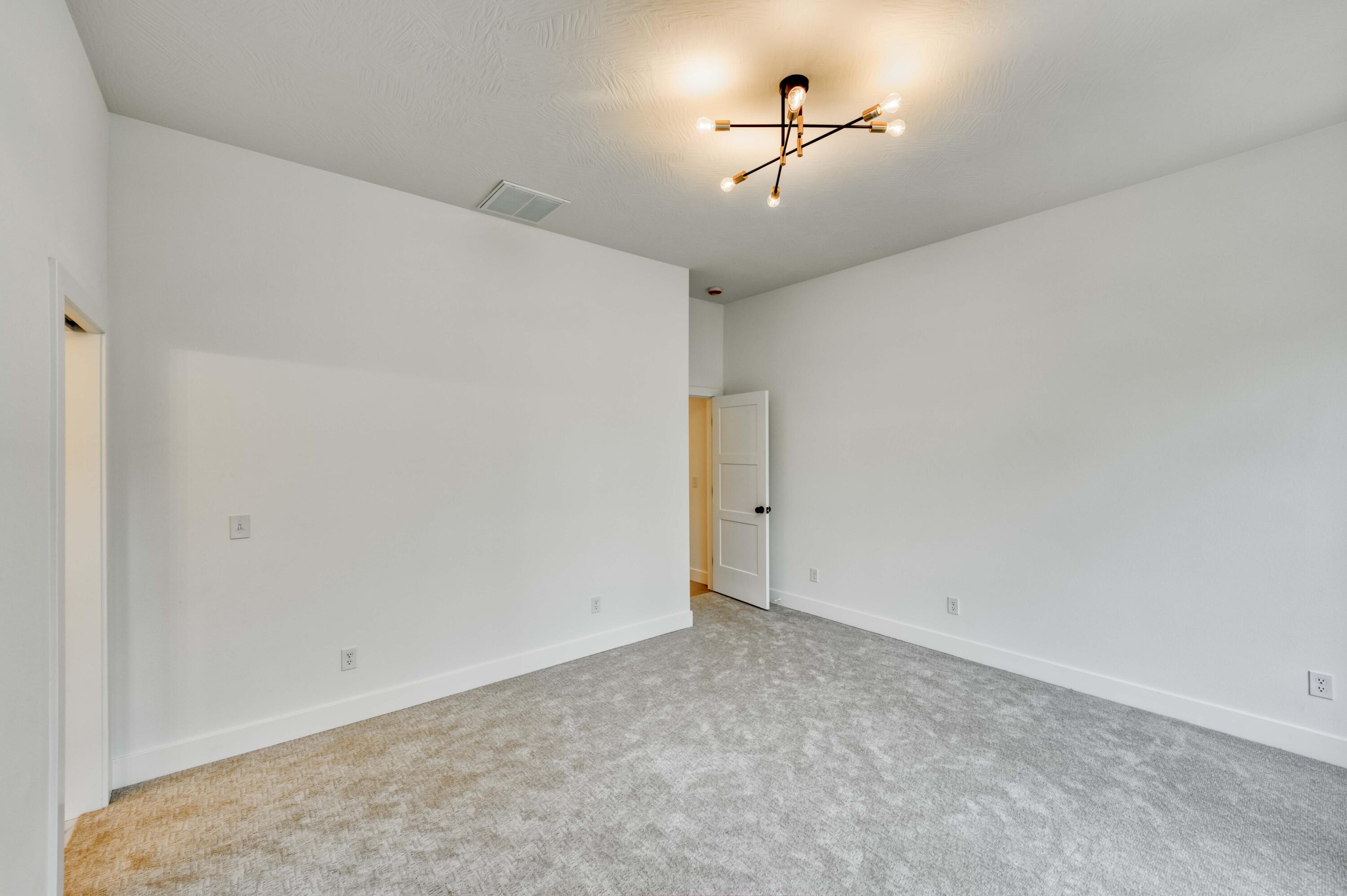 1512 West Parkview Street Property Photo 21