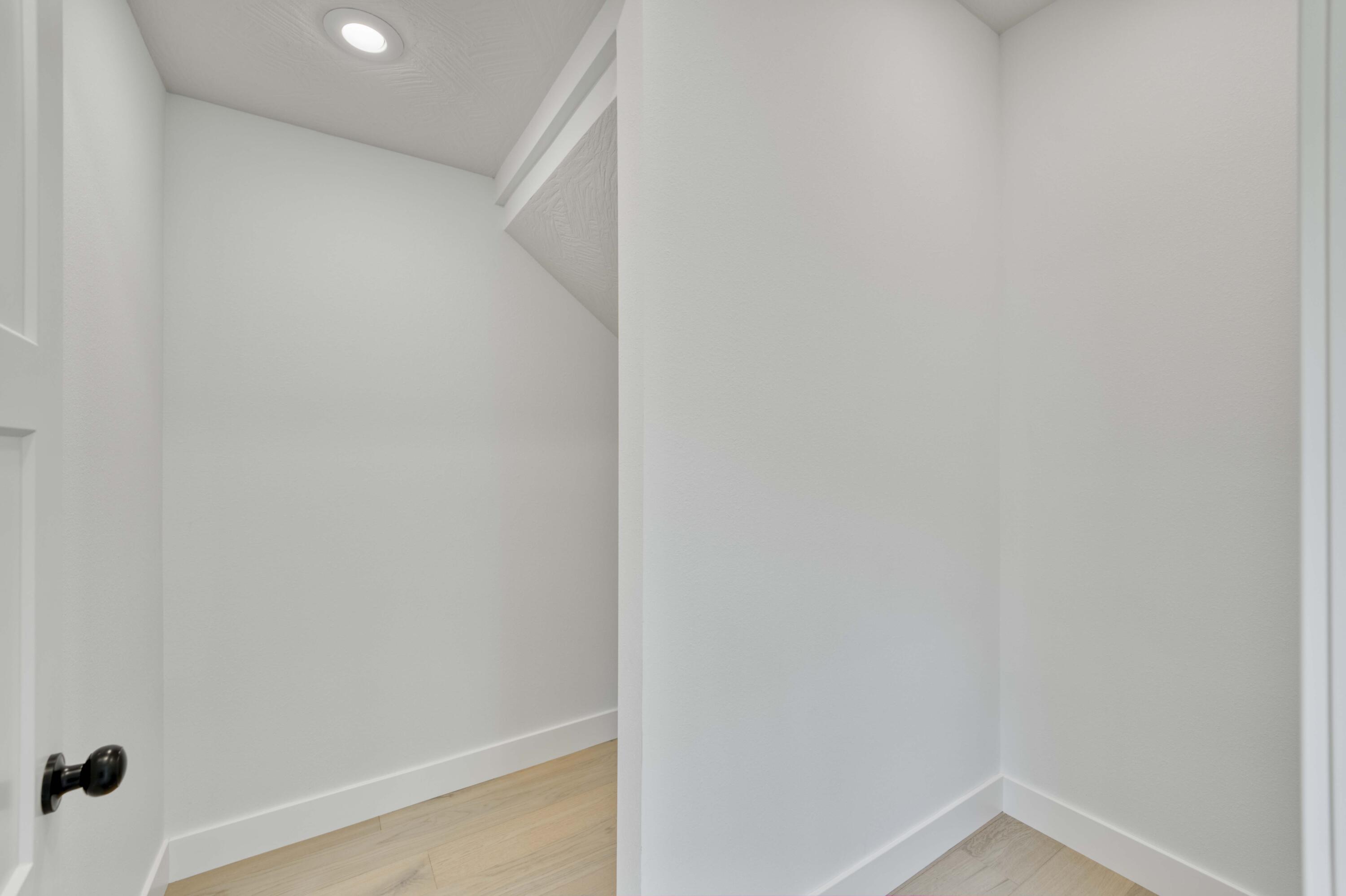 1512 West Parkview Street Property Photo 32