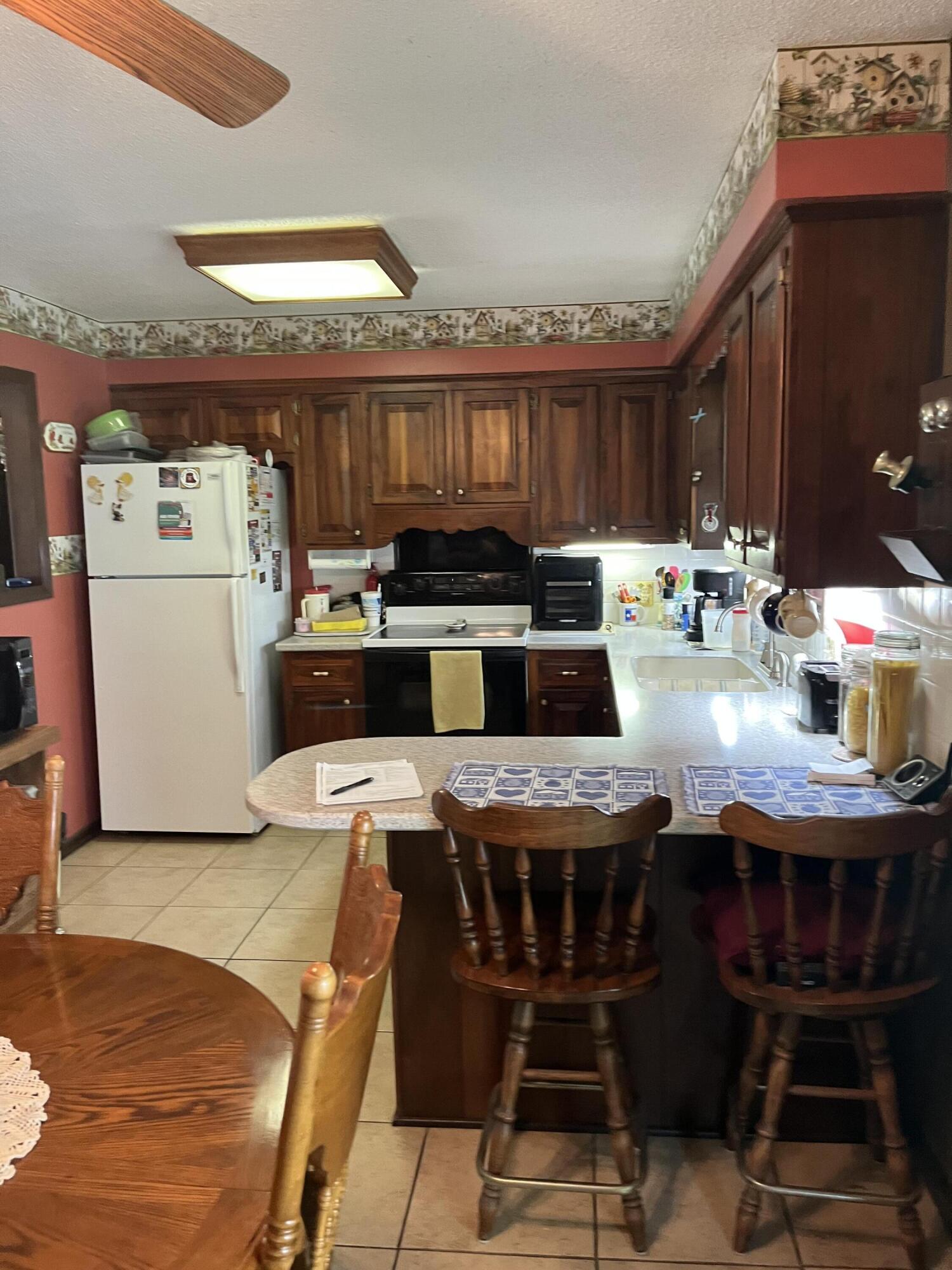 111 Robinhood Drive Property Photo 13