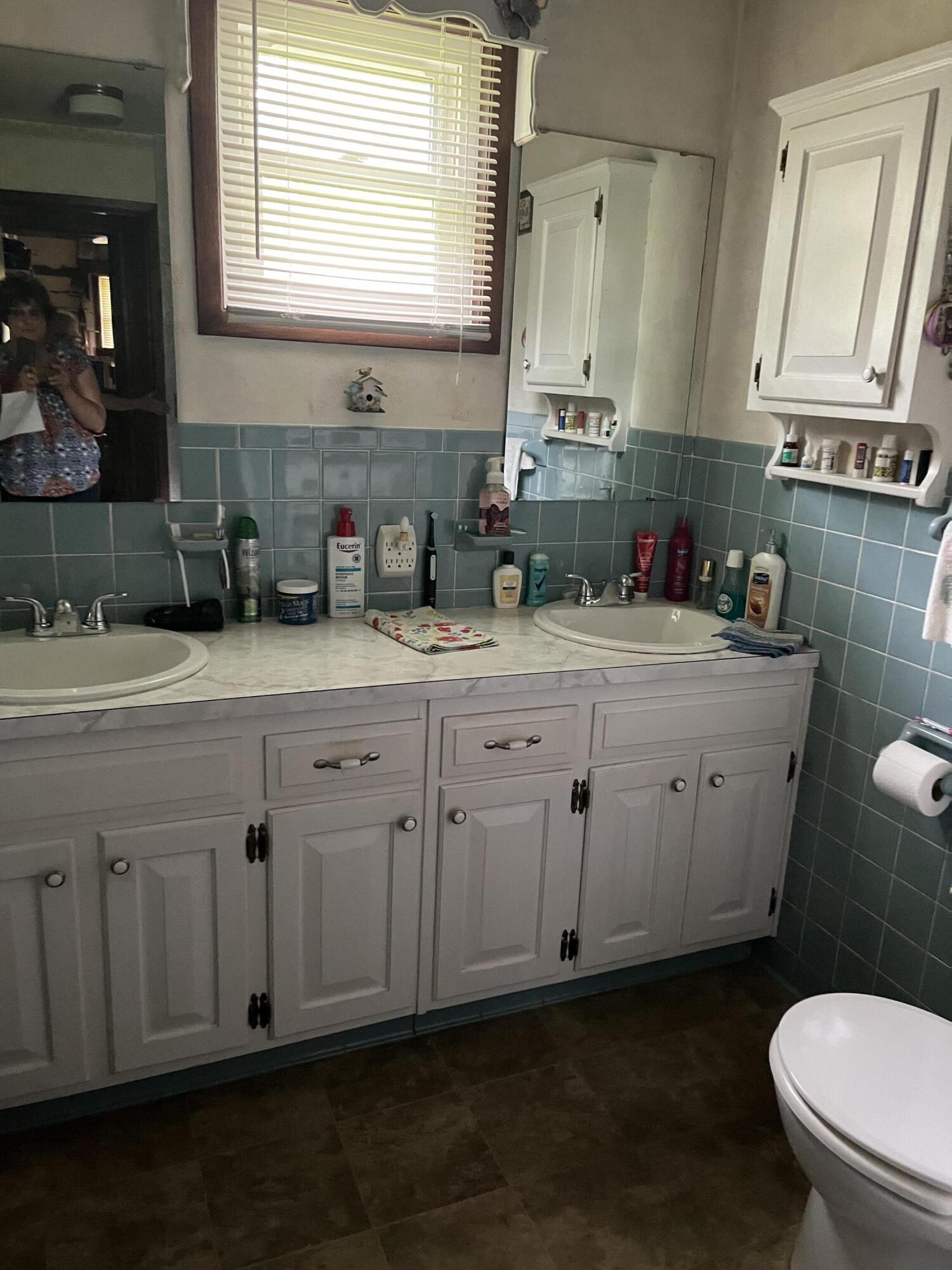 111 Robinhood Drive Property Photo 19