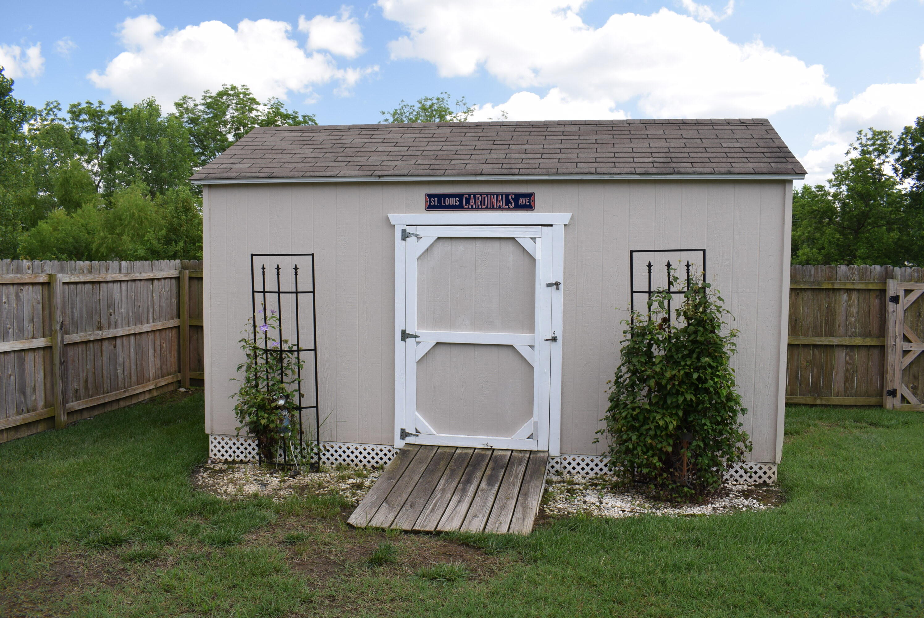 1902 East Natalie Lane Property Photo 47