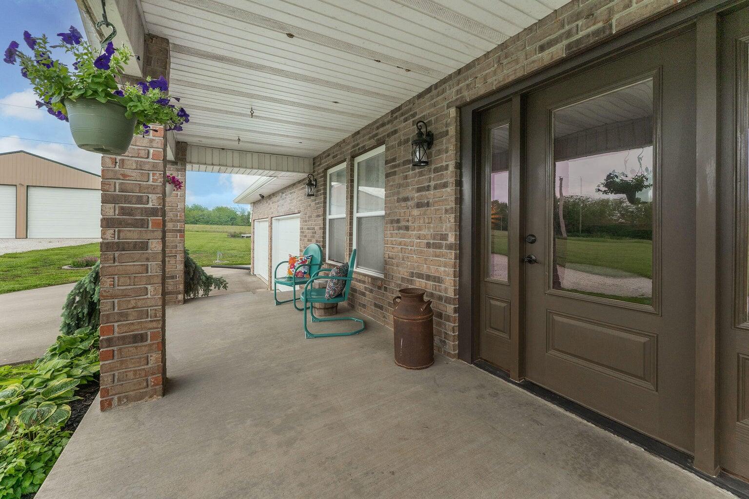 5376-b South 140th Road Property Photo 5