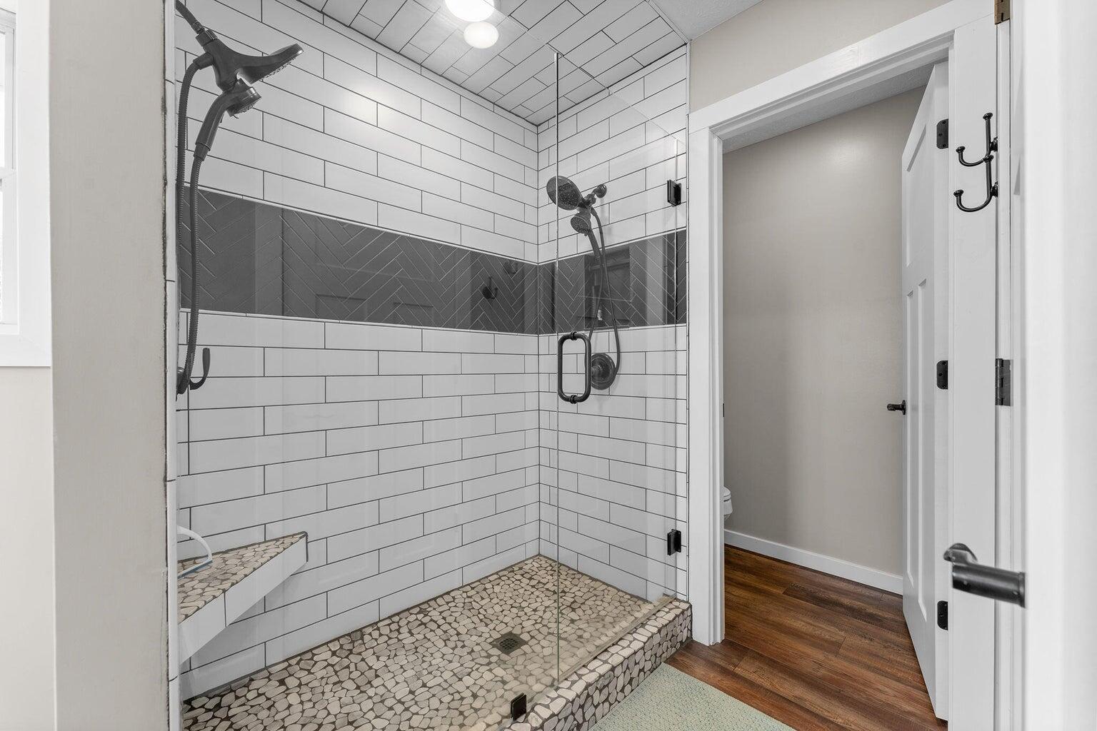 5376-b South 140th Road Property Photo 16