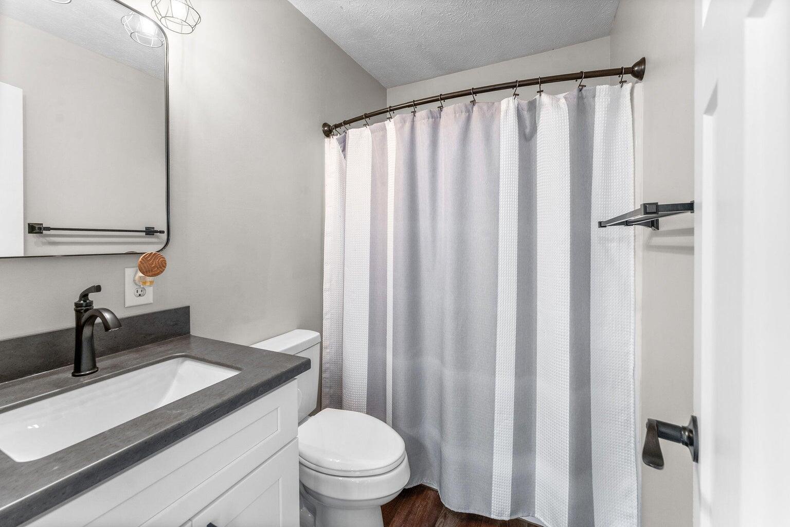 5376-b South 140th Road Property Photo 20