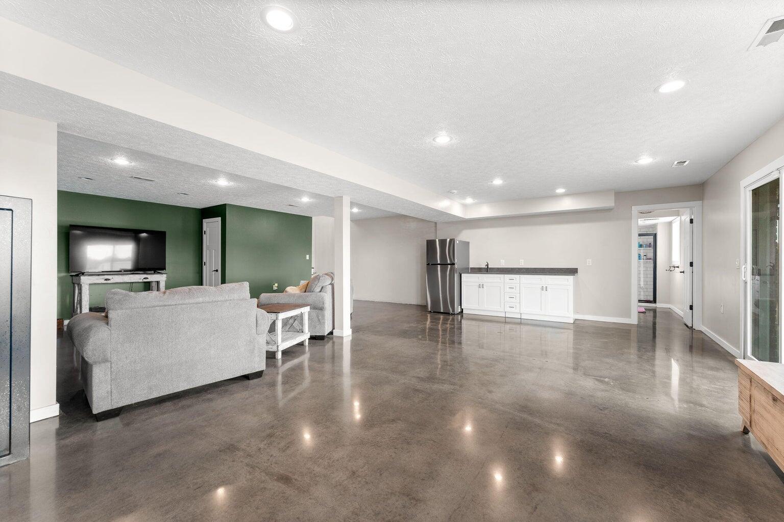 5376-b South 140th Road Property Photo 29