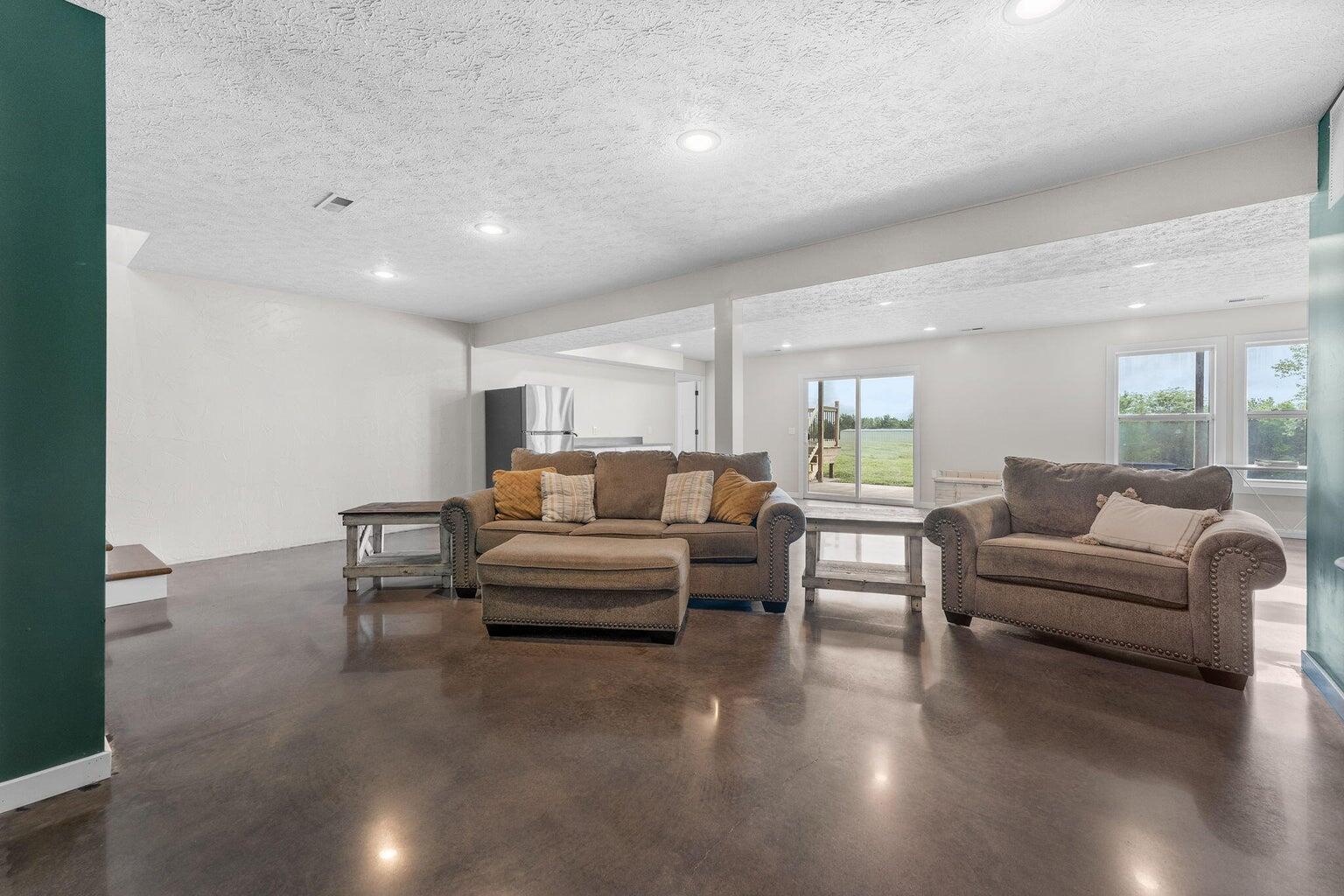 5376-b South 140th Road Property Photo 31