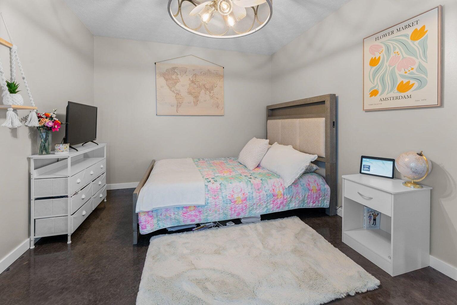 5376-b South 140th Road Property Photo 32